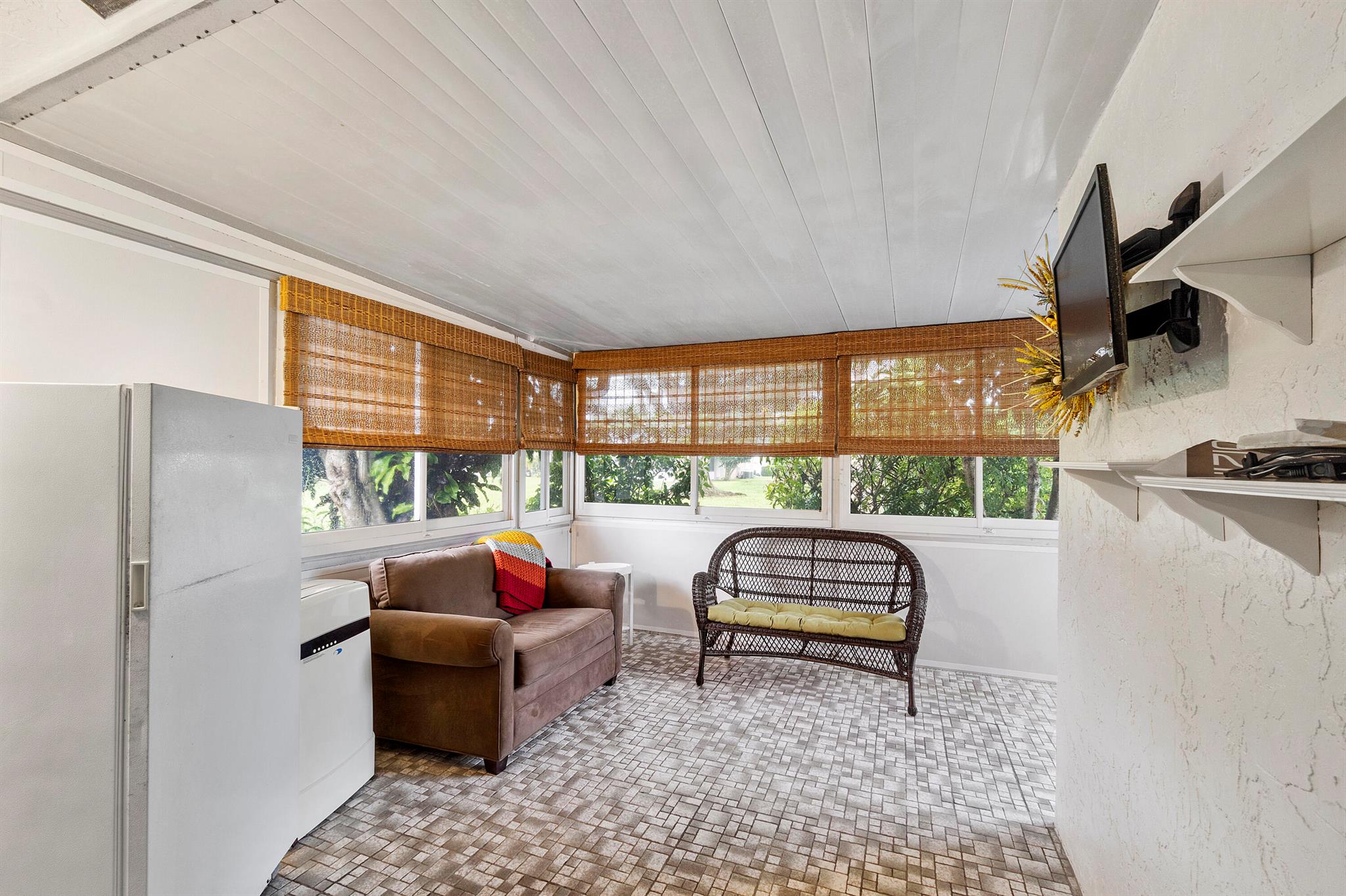 PINES OF DELRAY EAST CONDO - Residential