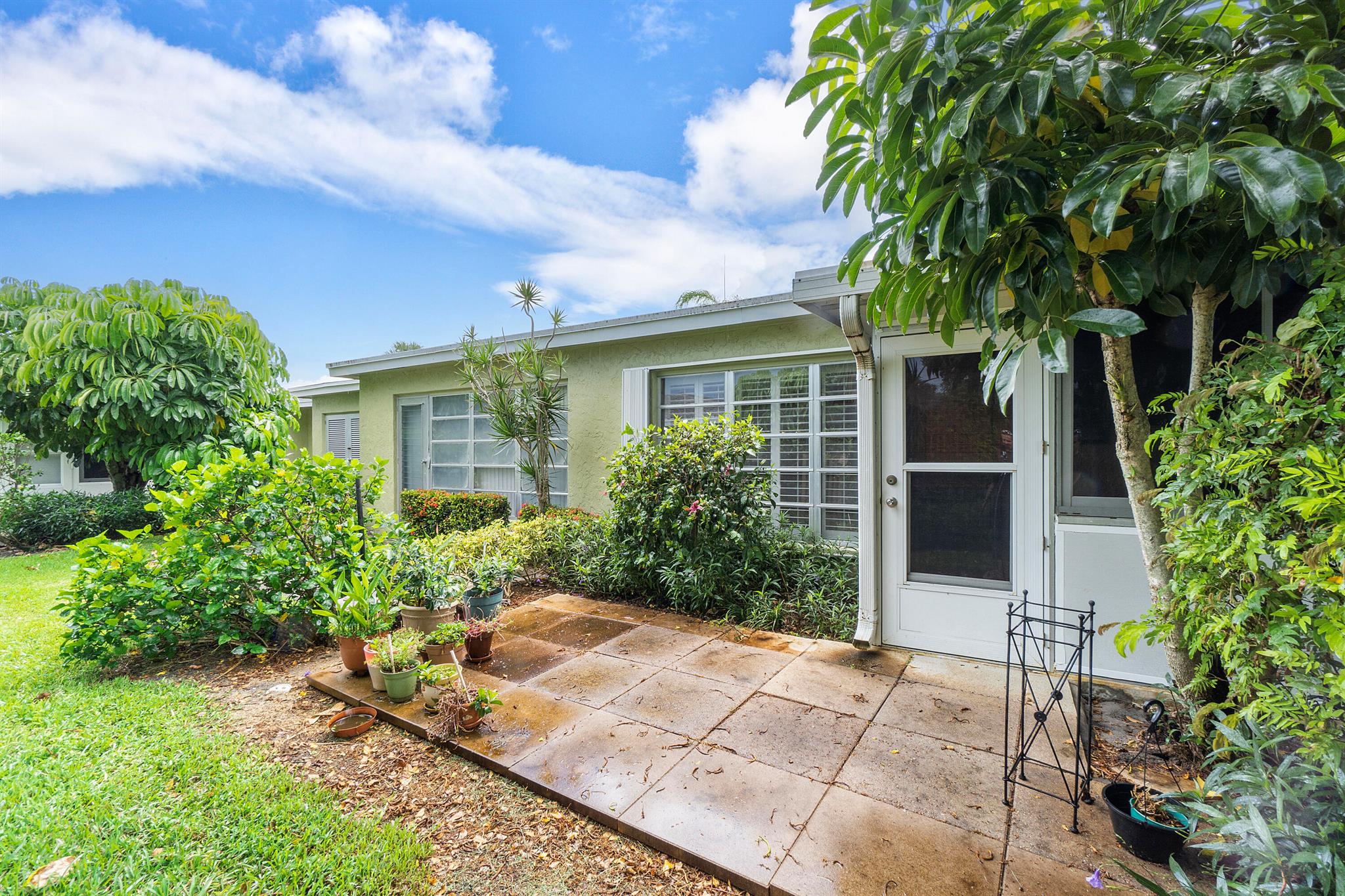 PINES OF DELRAY EAST CONDO - Residential