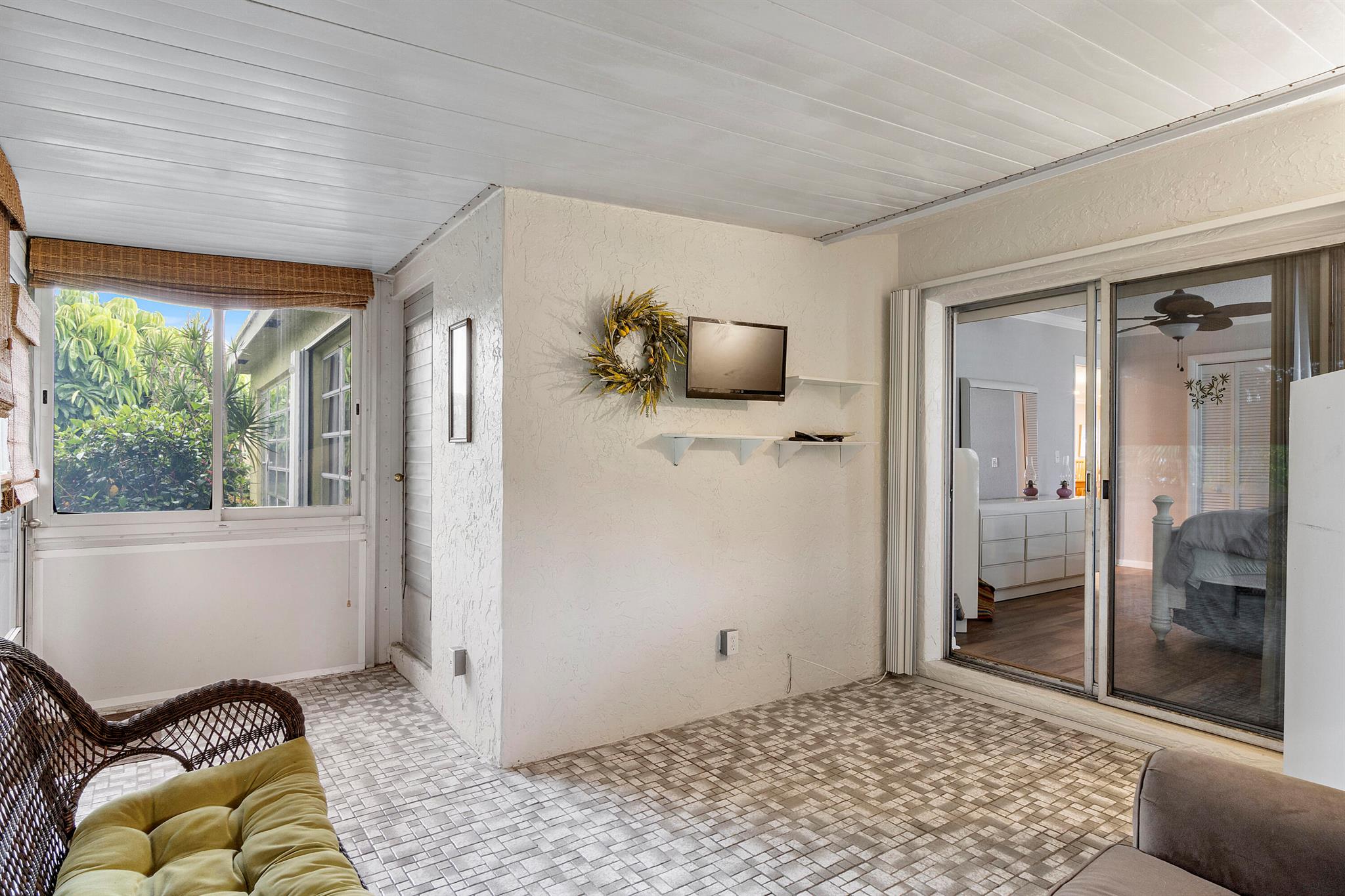 PINES OF DELRAY EAST CONDO - Residential