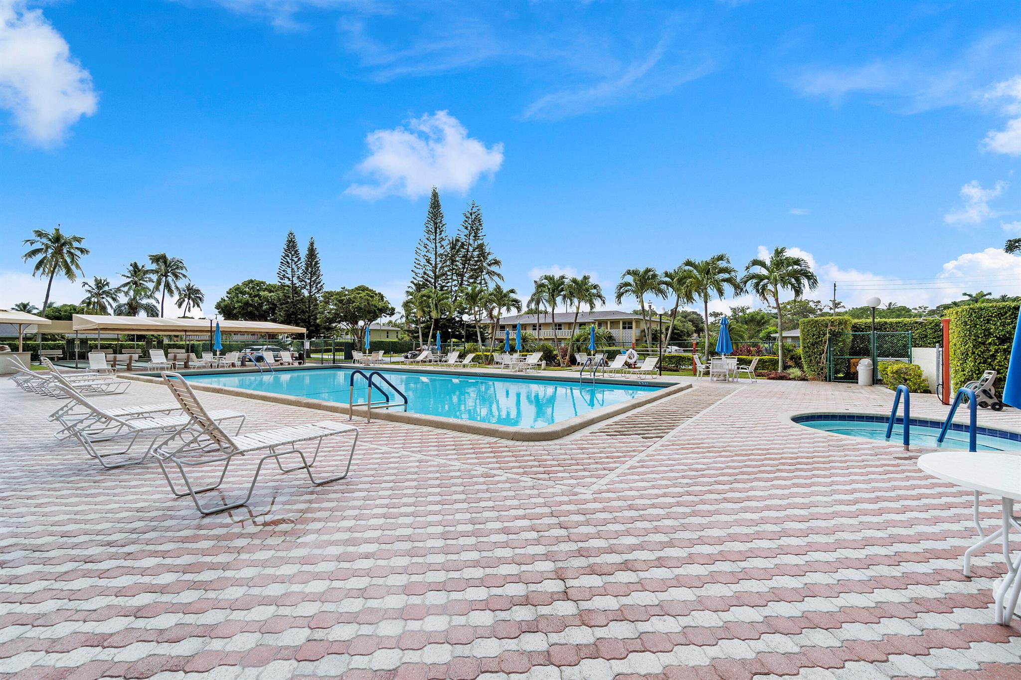 PINES OF DELRAY EAST CONDO - Residential