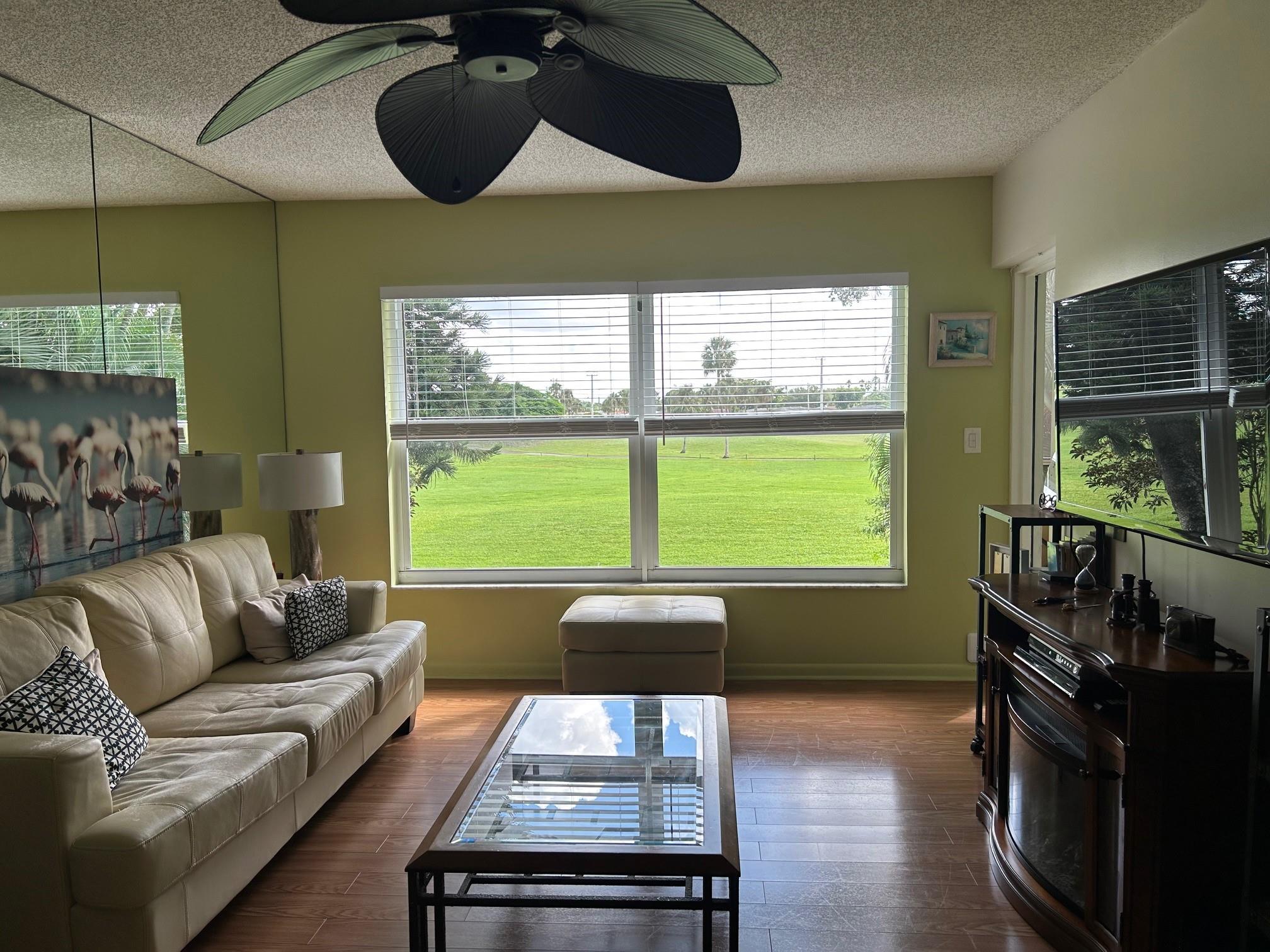 Oriole Golf & Tennis Club - Residential Lease