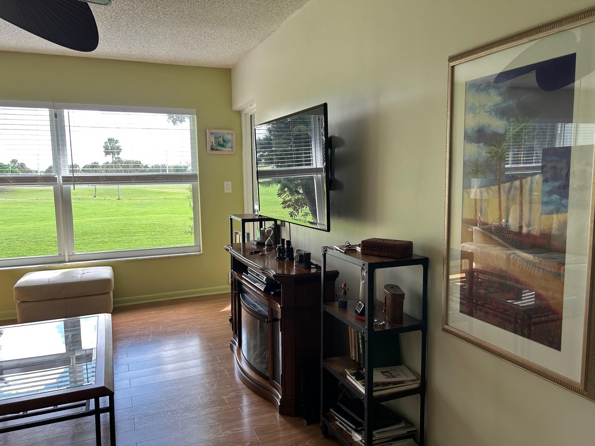 Oriole Golf & Tennis Club - Residential Lease