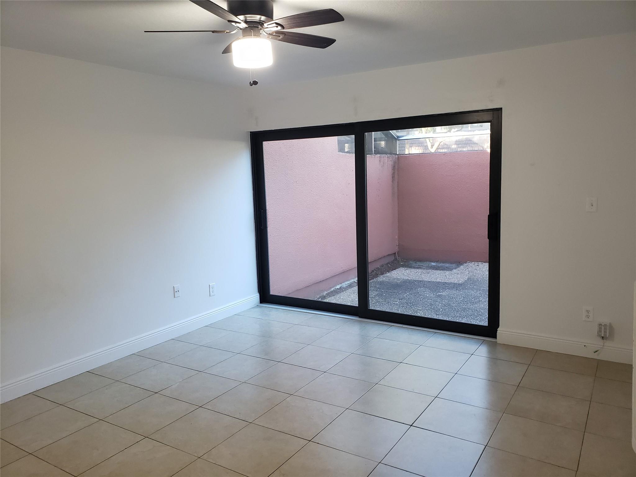 VILLAS EAST - Residential Lease