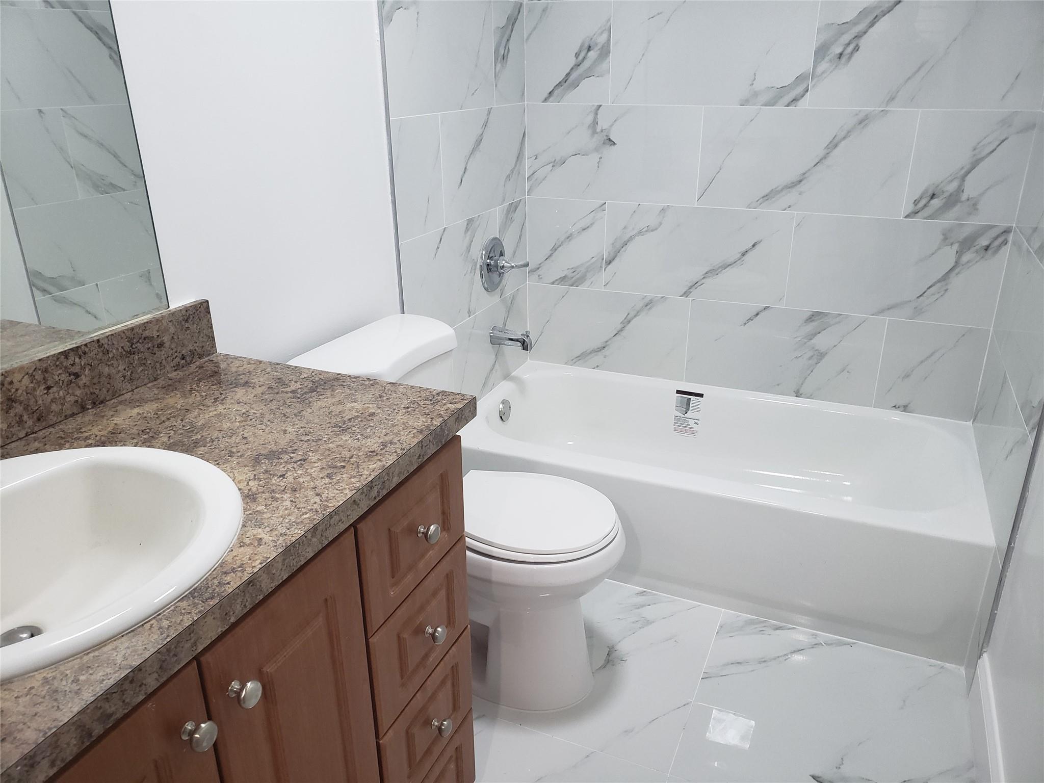 VILLAS EAST - Residential Lease