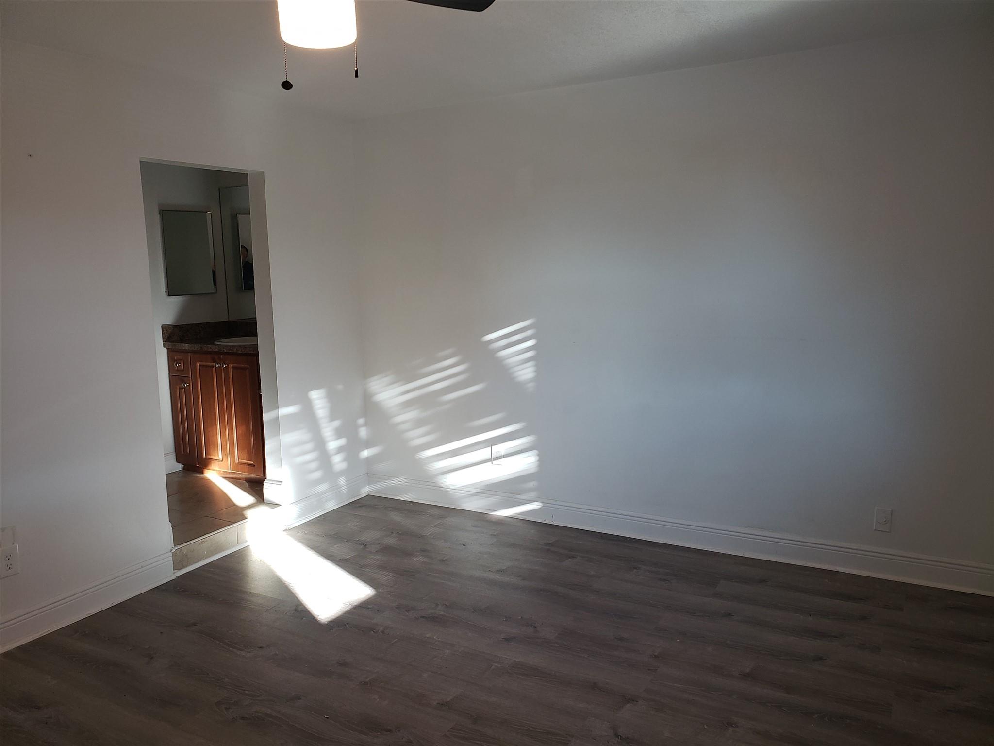 VILLAS EAST - Residential Lease