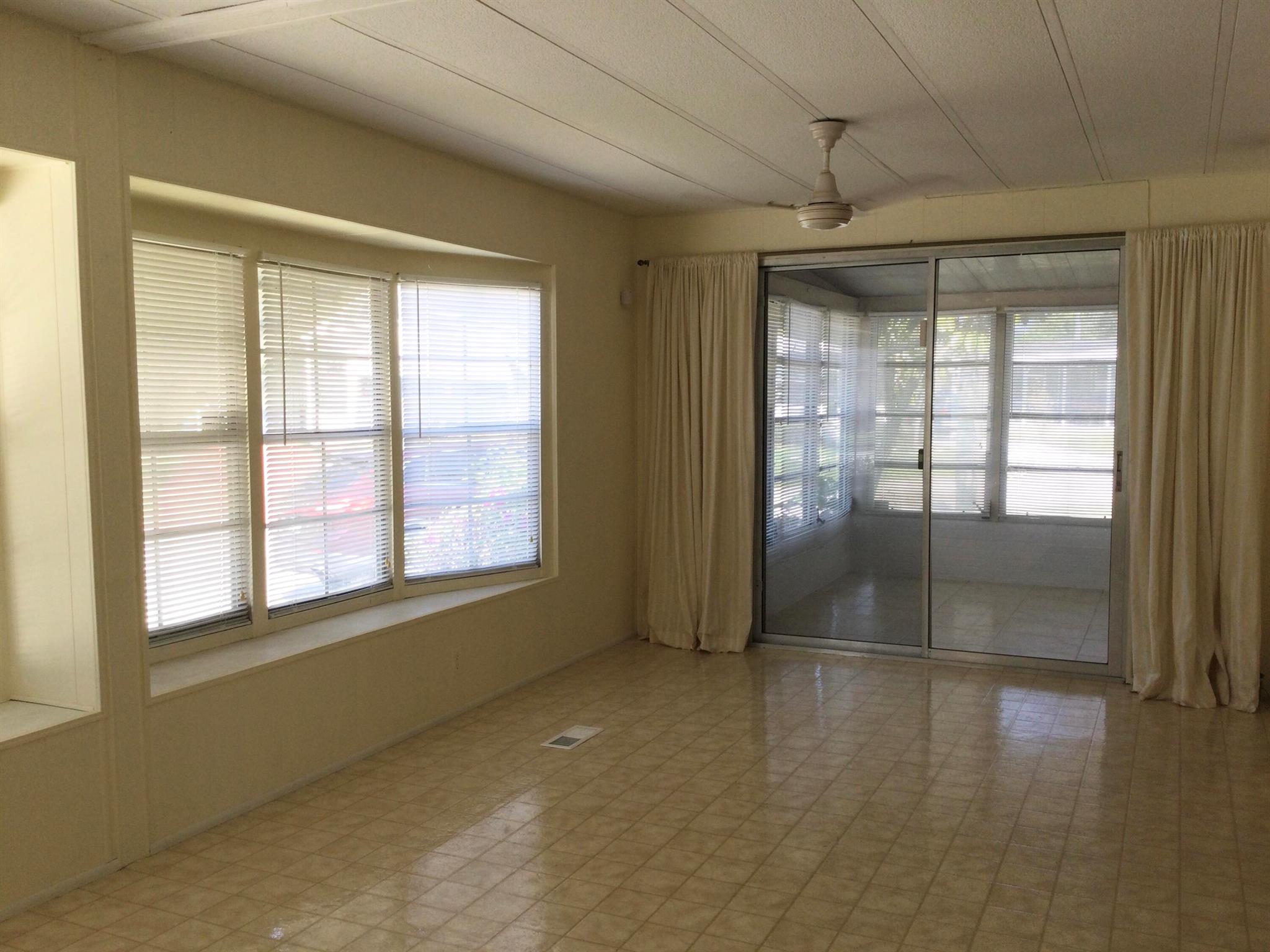 Spanish Lakes Golf Villag - Residential