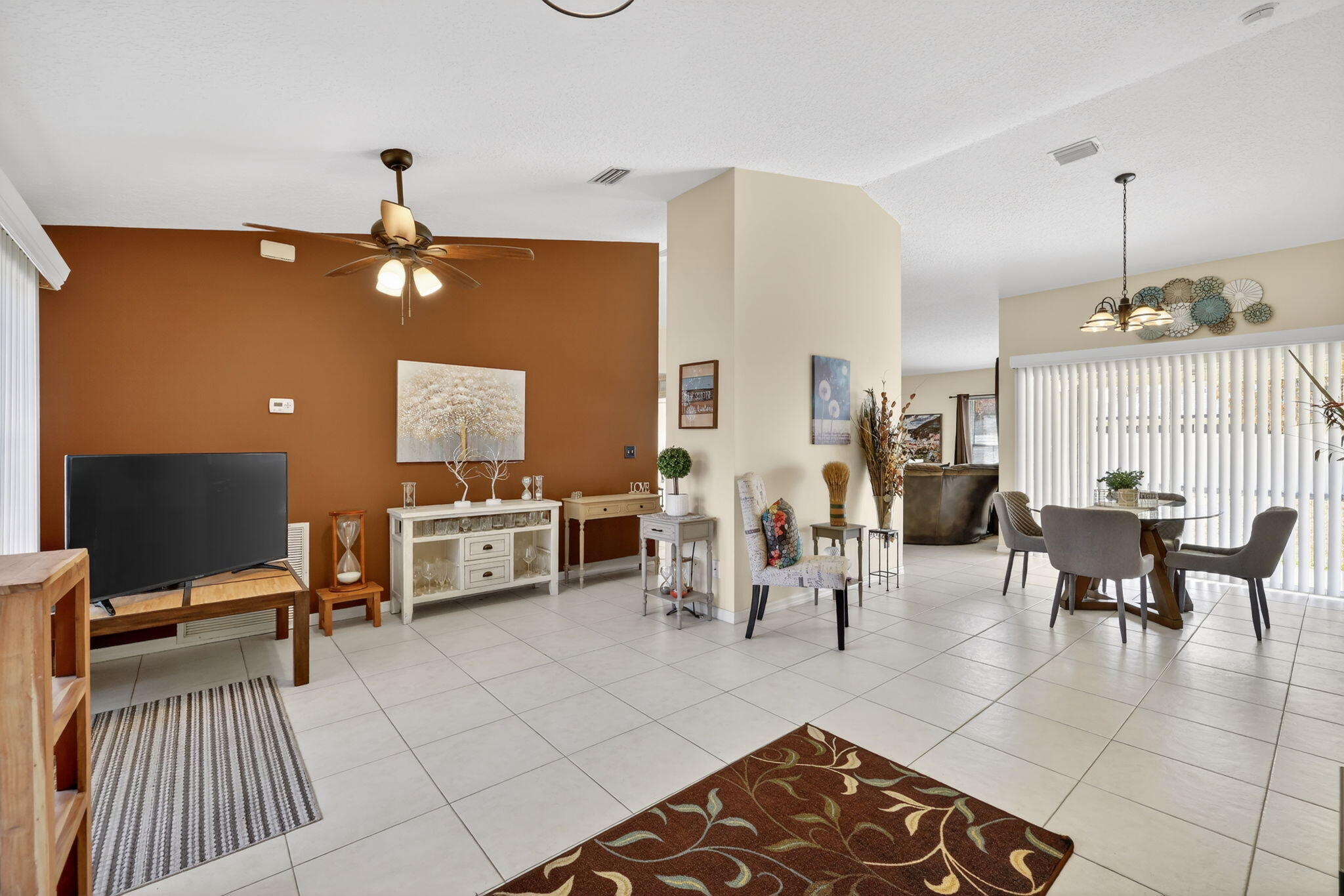 1534 SW Hutchins Street