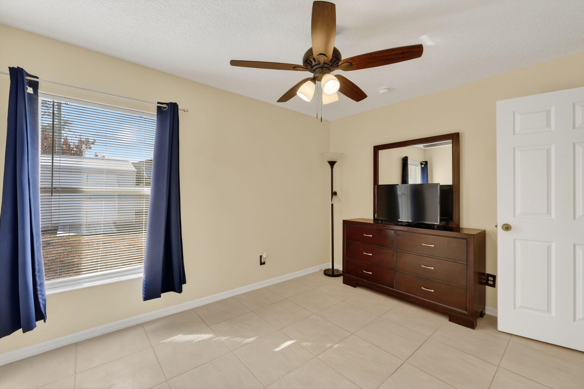 PORT ST LUCIE SECTION 4 - Residential