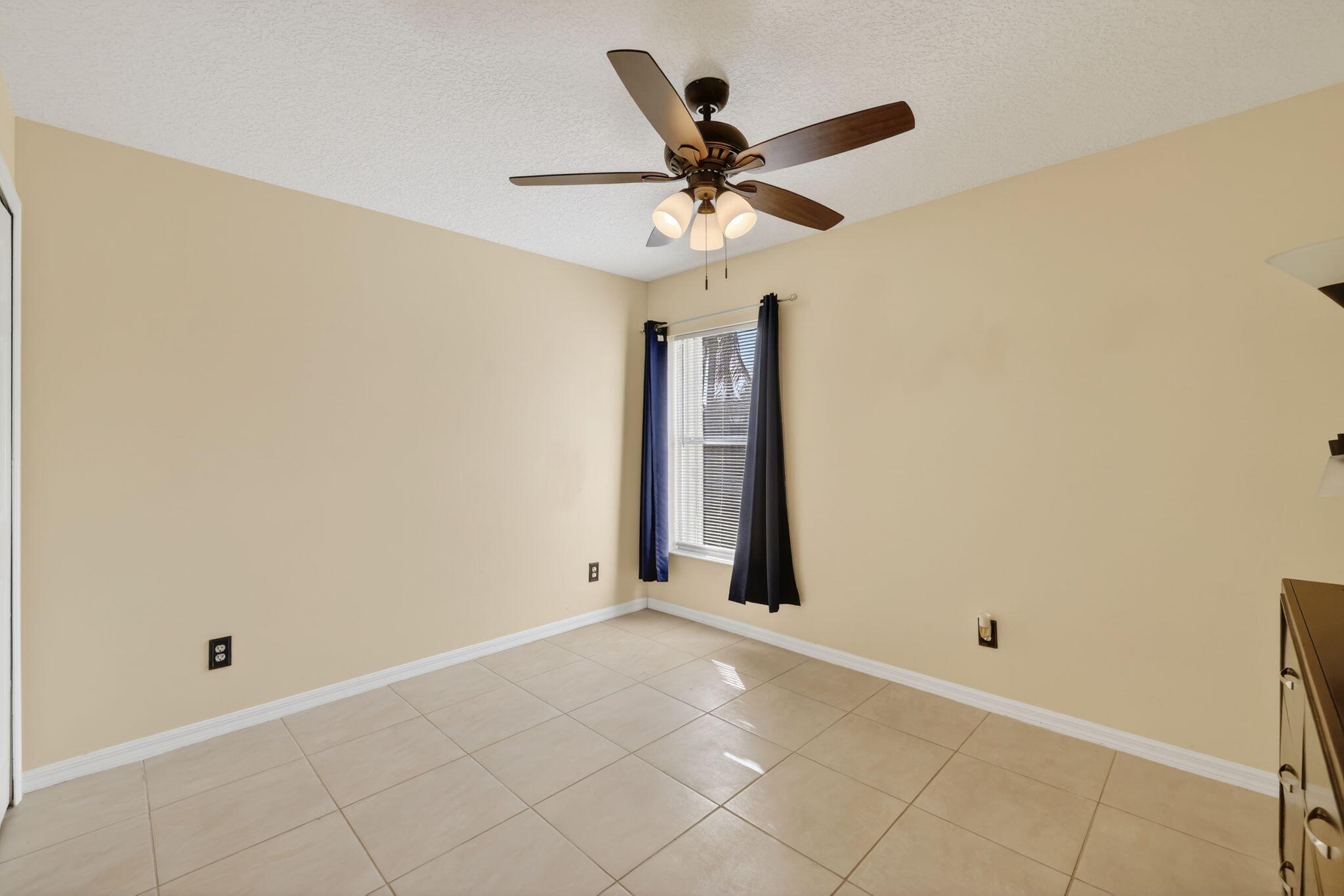 PORT ST LUCIE SECTION 4 - Residential