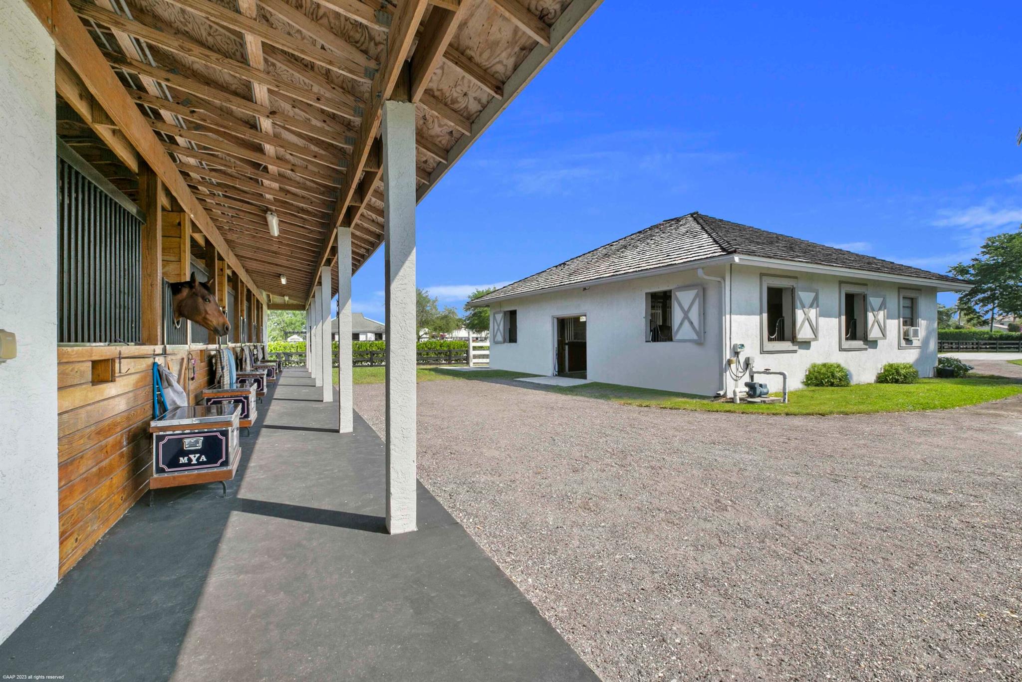 SADDLE TRAIL PARK OF WELL - Residential