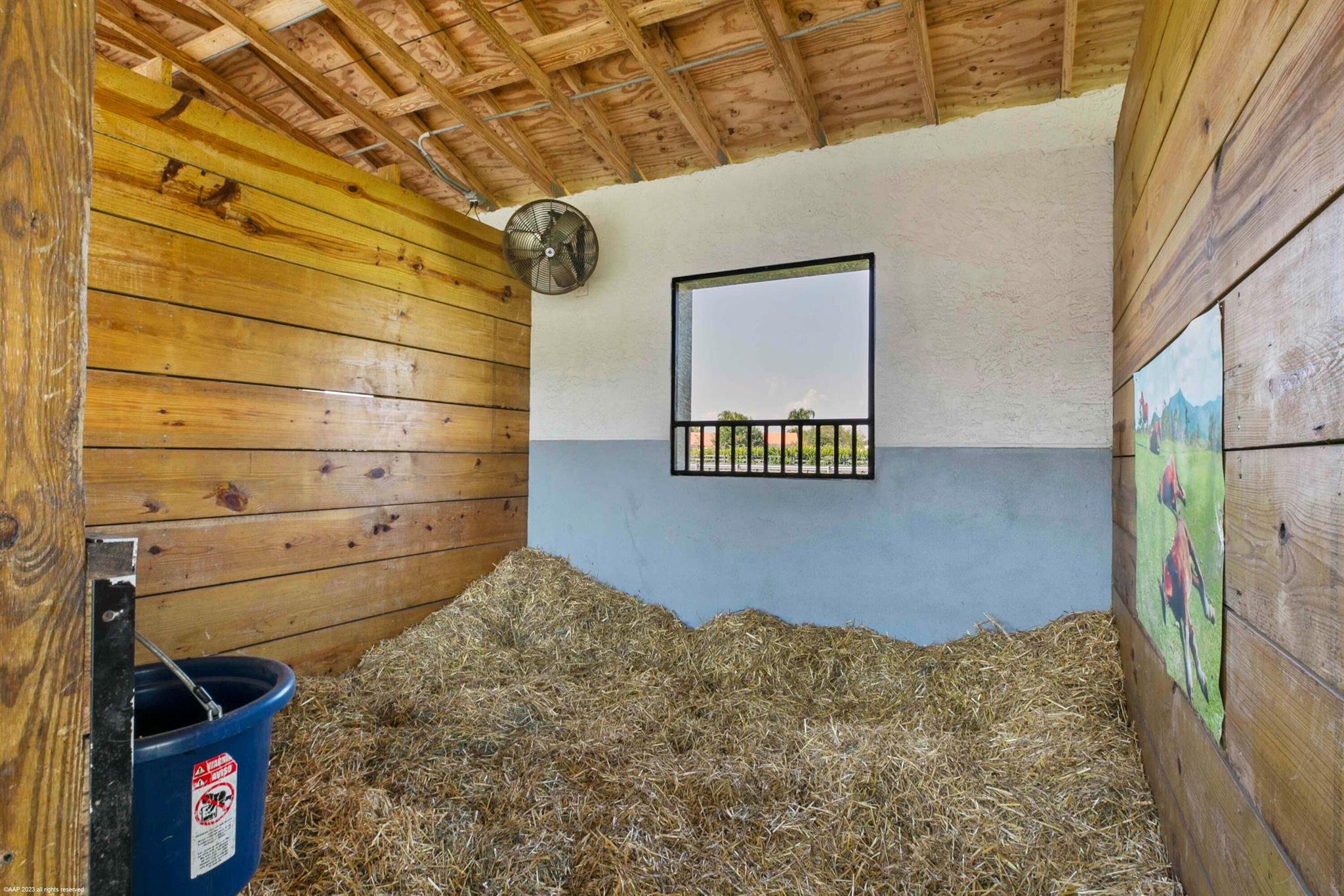 SADDLE TRAIL PARK OF WELL - Residential