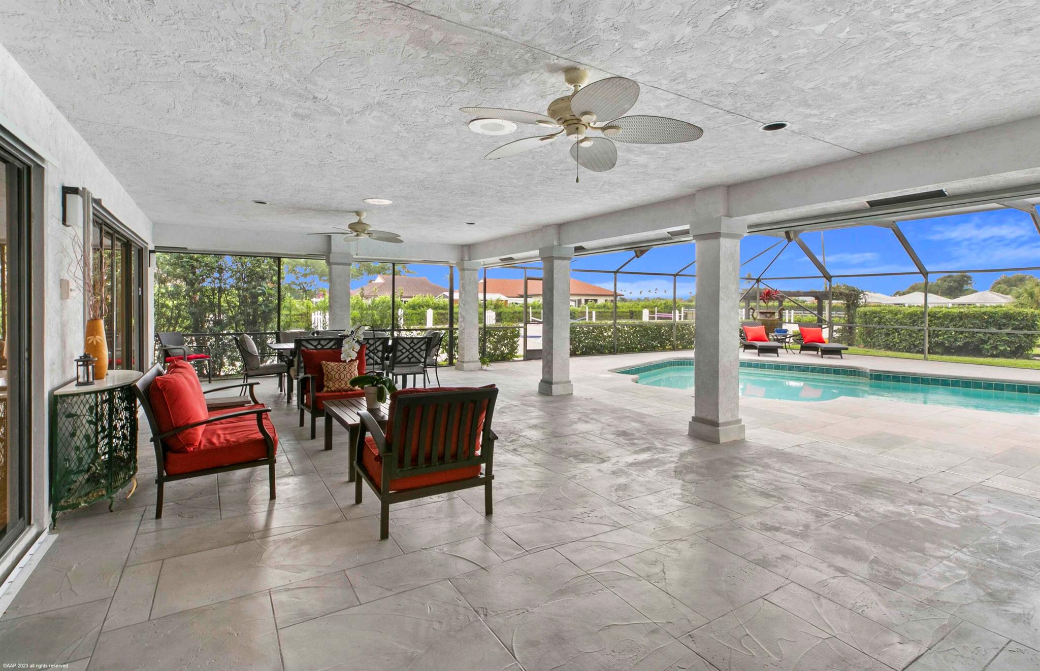 SADDLE TRAIL PARK OF WELL - Residential