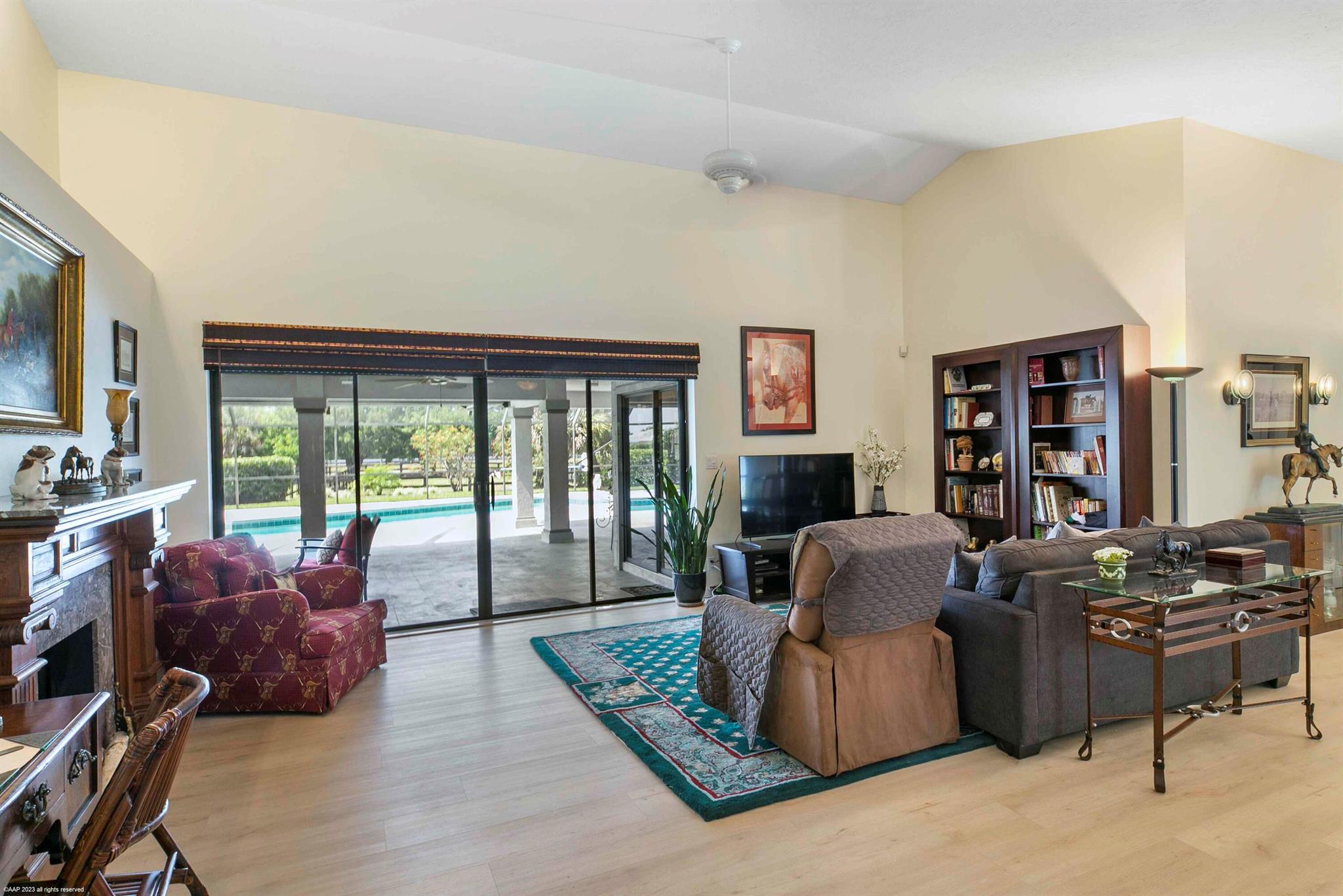 SADDLE TRAIL PARK OF WELL - Residential