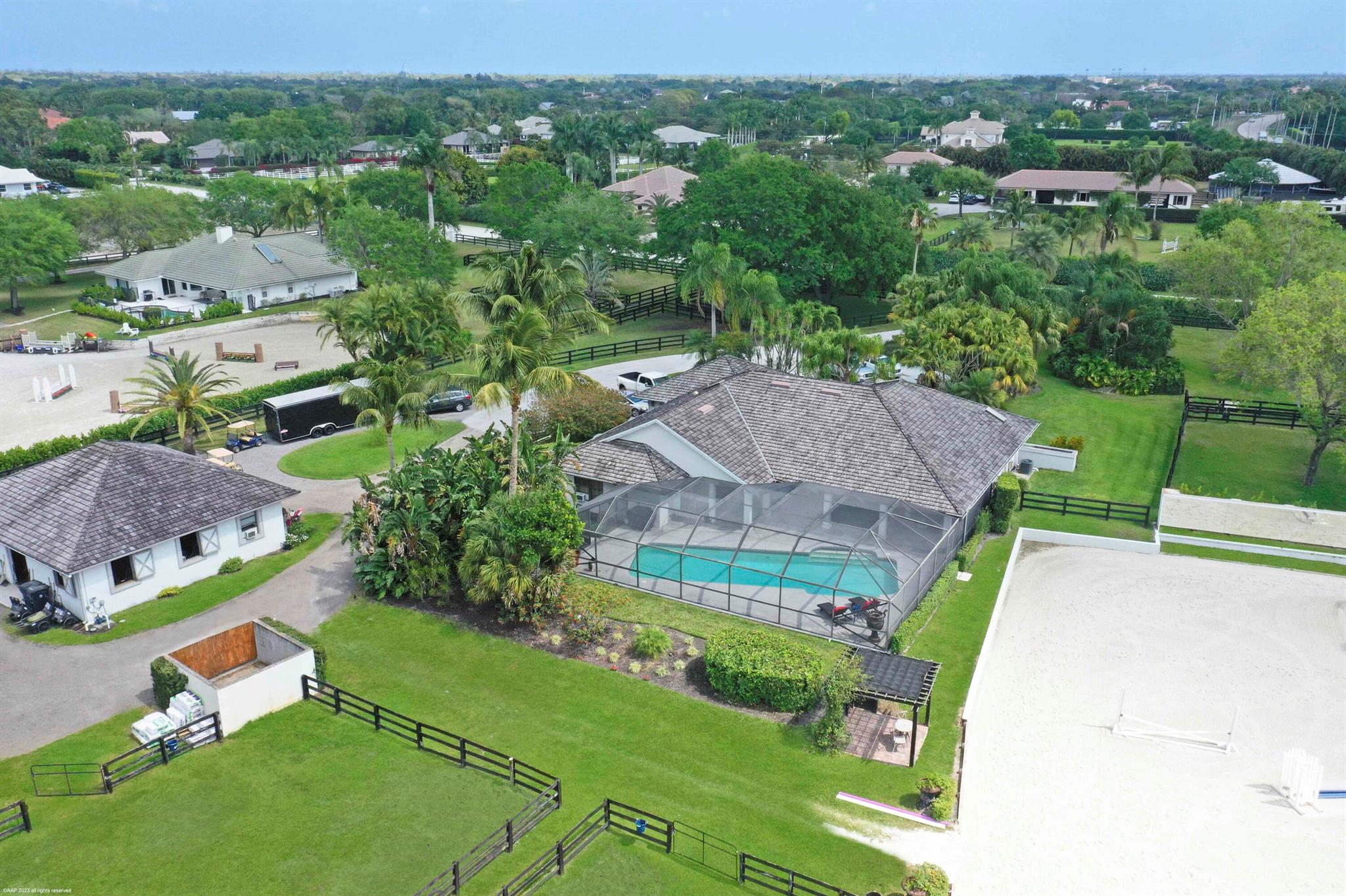 SADDLE TRAIL PARK OF WELL - Residential