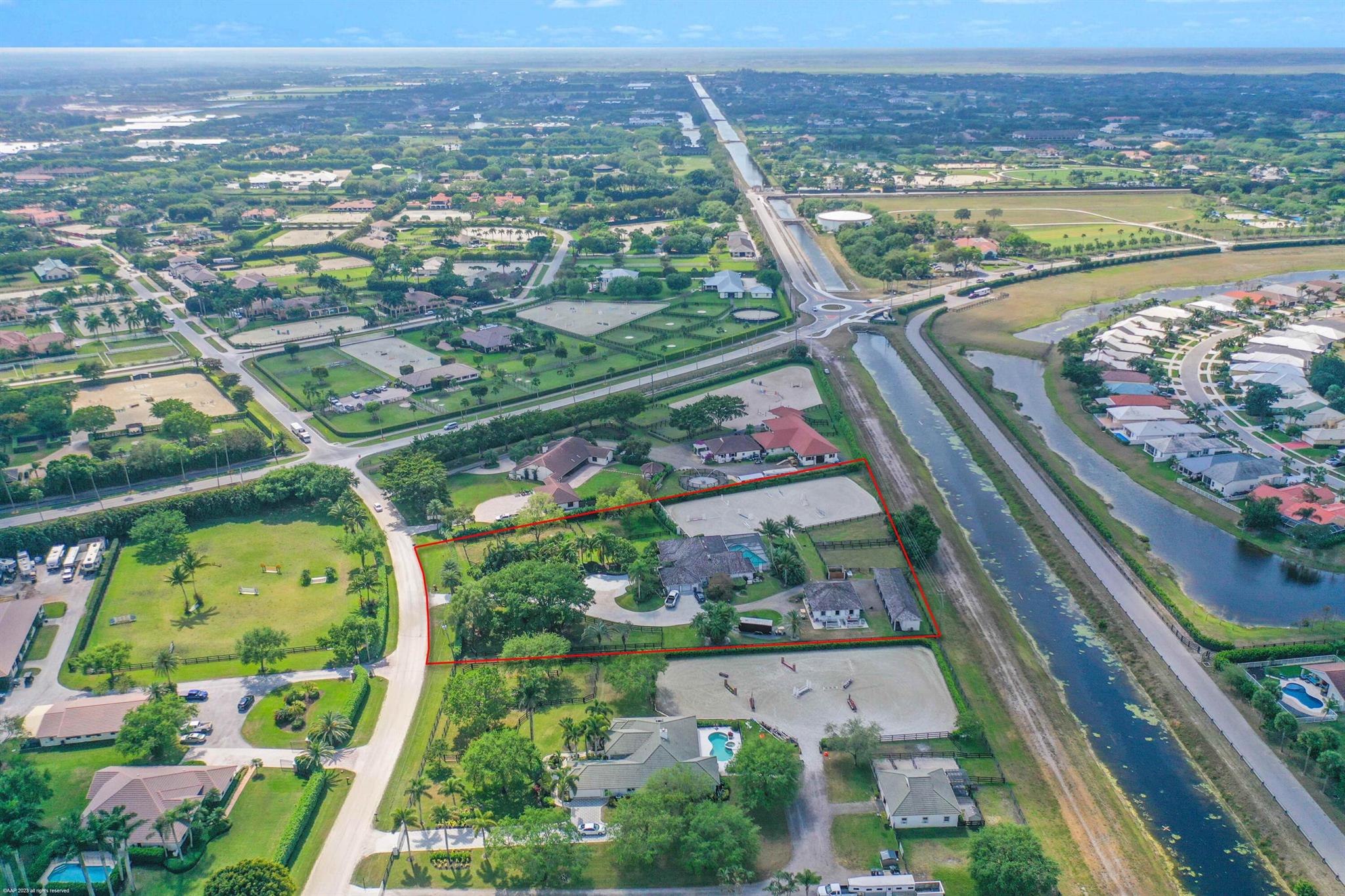 SADDLE TRAIL PARK OF WELL - Residential