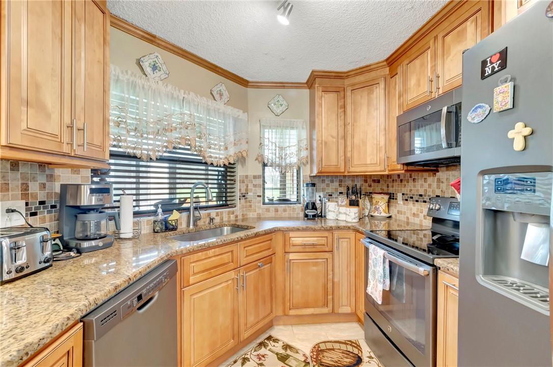 5897 Parkwalk Dr 5897