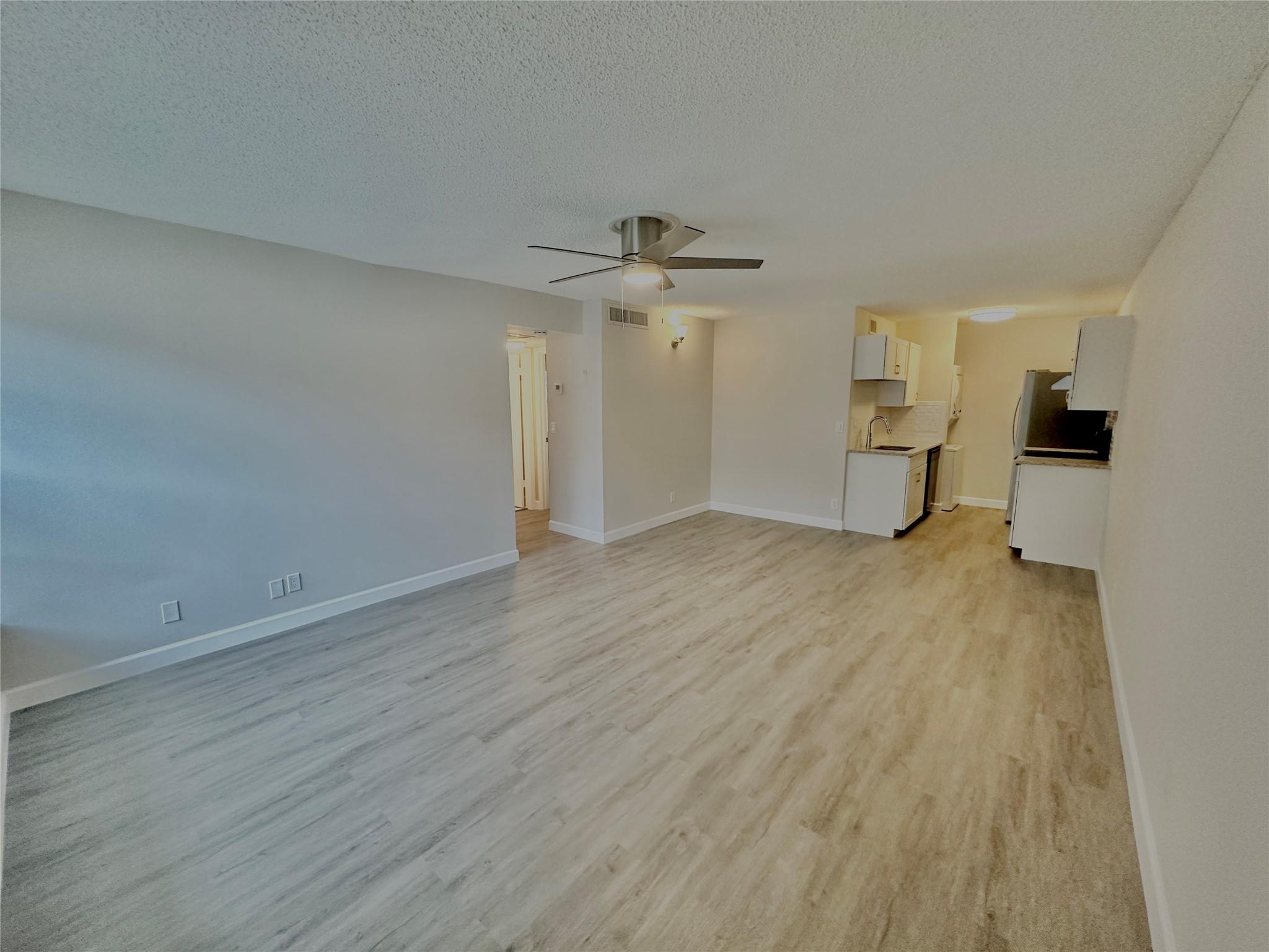 10836 Royal Palm Blvd 10836