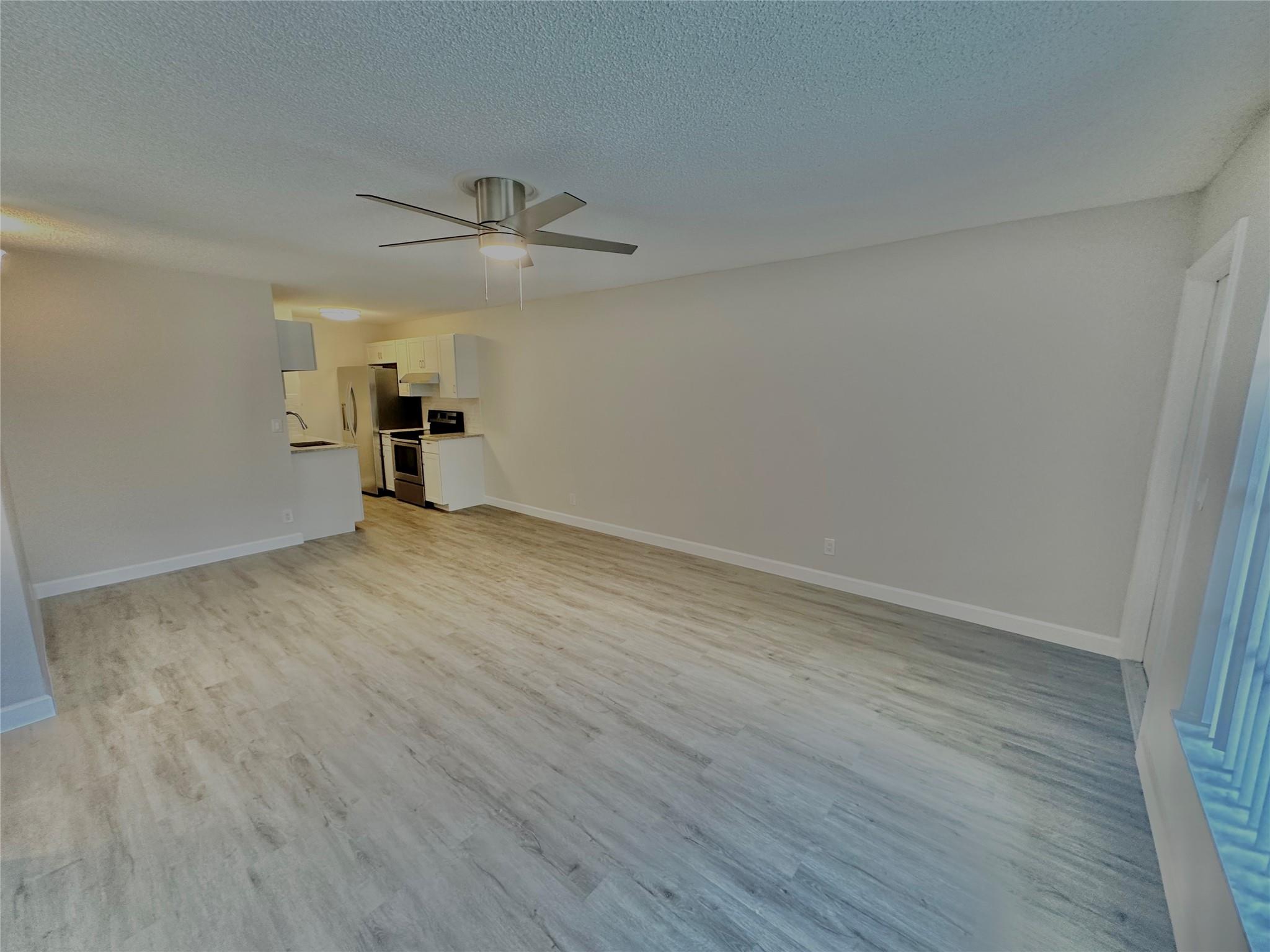10836 Royal Palm Blvd 10836