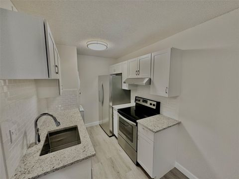10836 Royal Palm Blvd 10836 Coral Springs FL 33065
