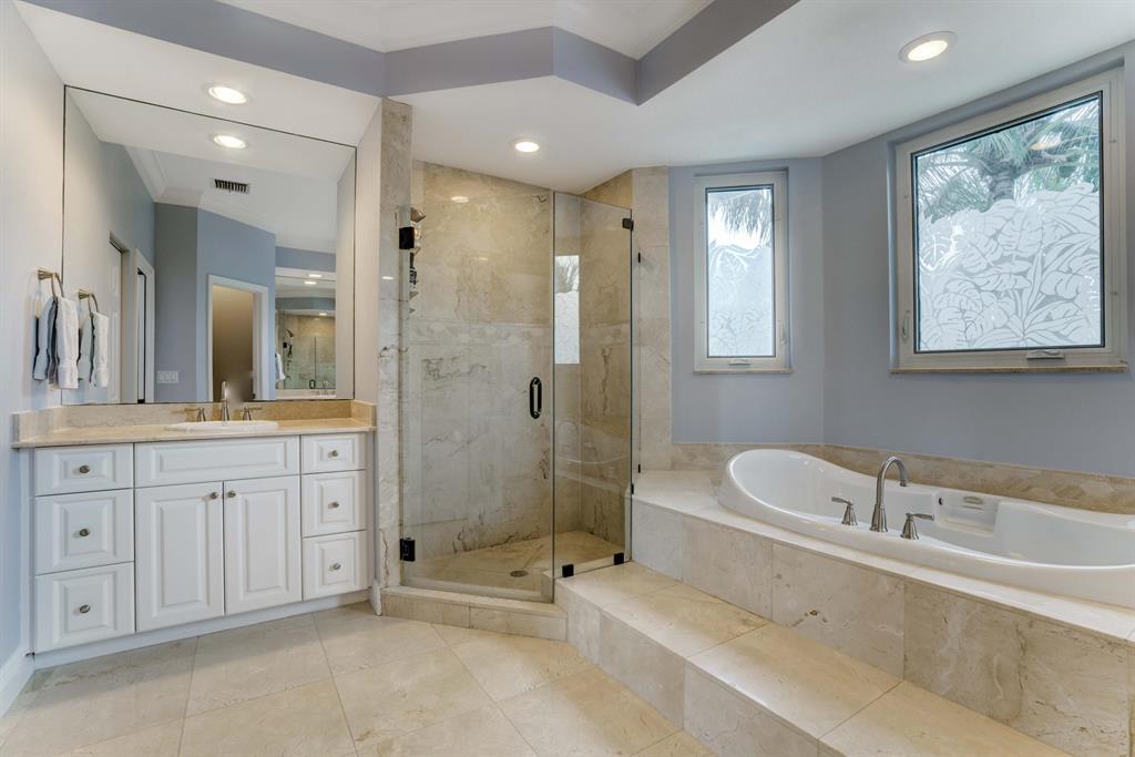 LANDS END - Residential