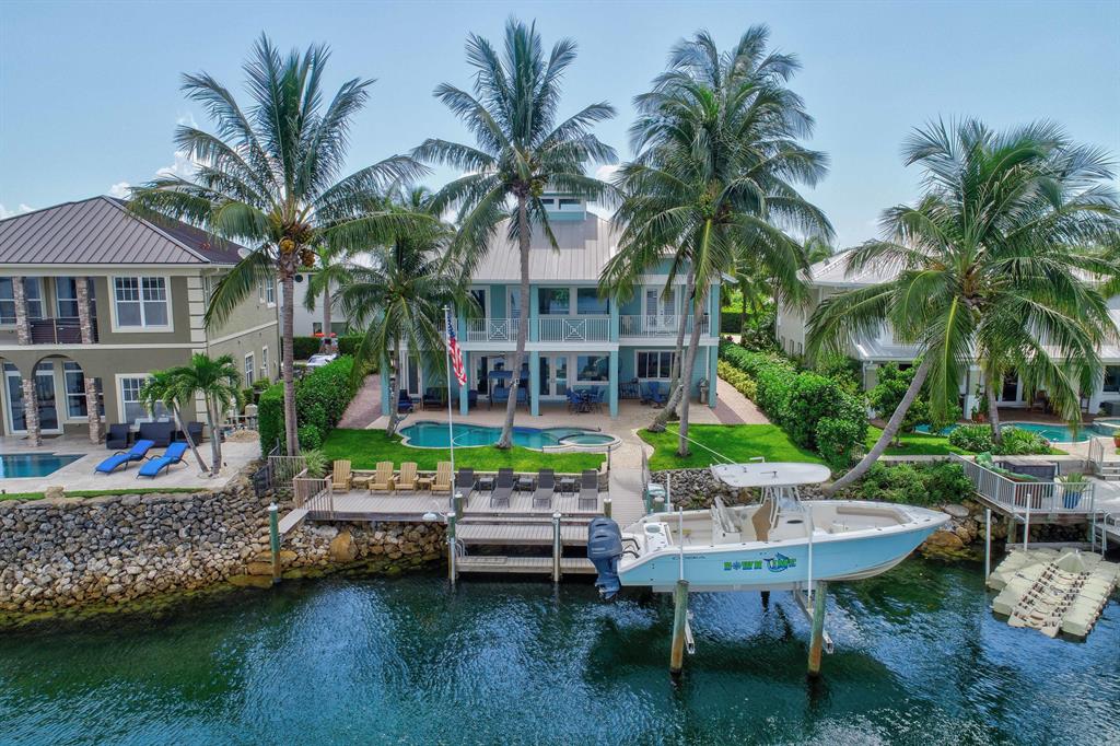 LANDS END - Residential