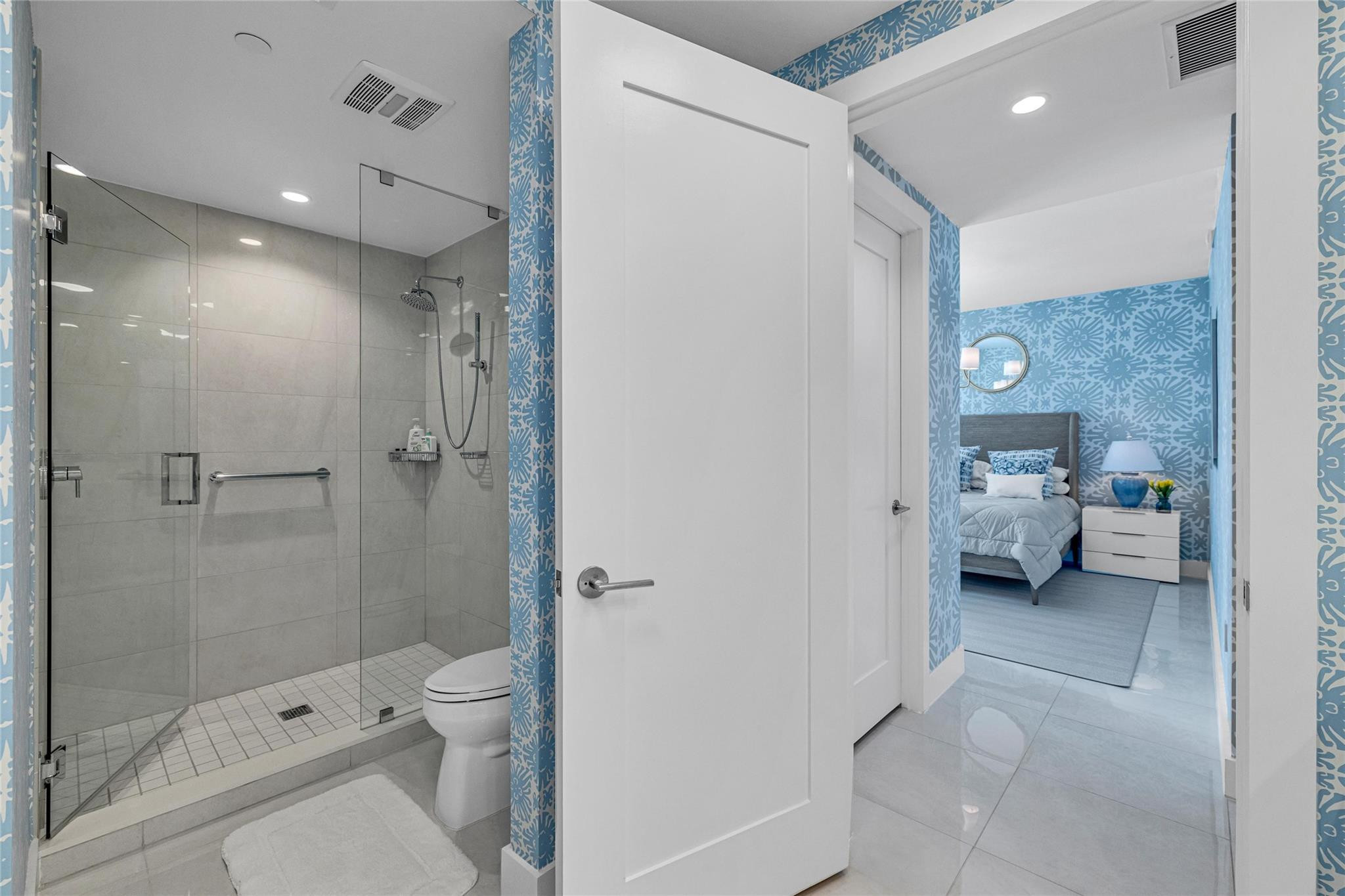 100 Las Olas - Residential Lease