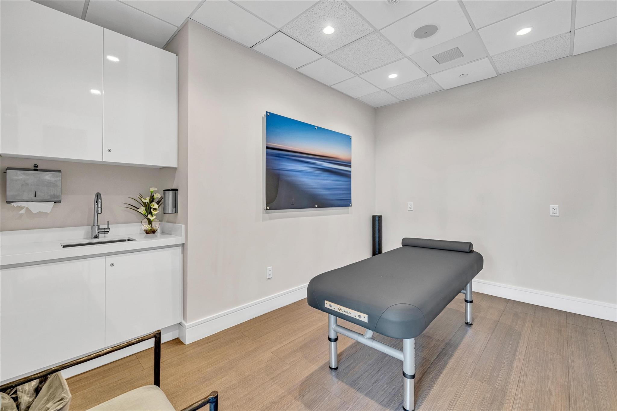 100 Las Olas - Residential Lease