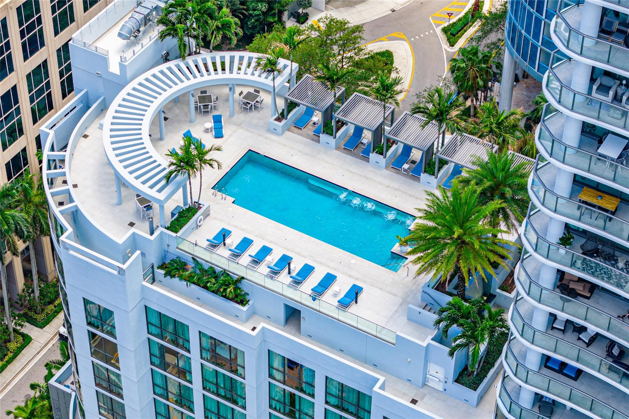 100 Las Olas - Residential Lease