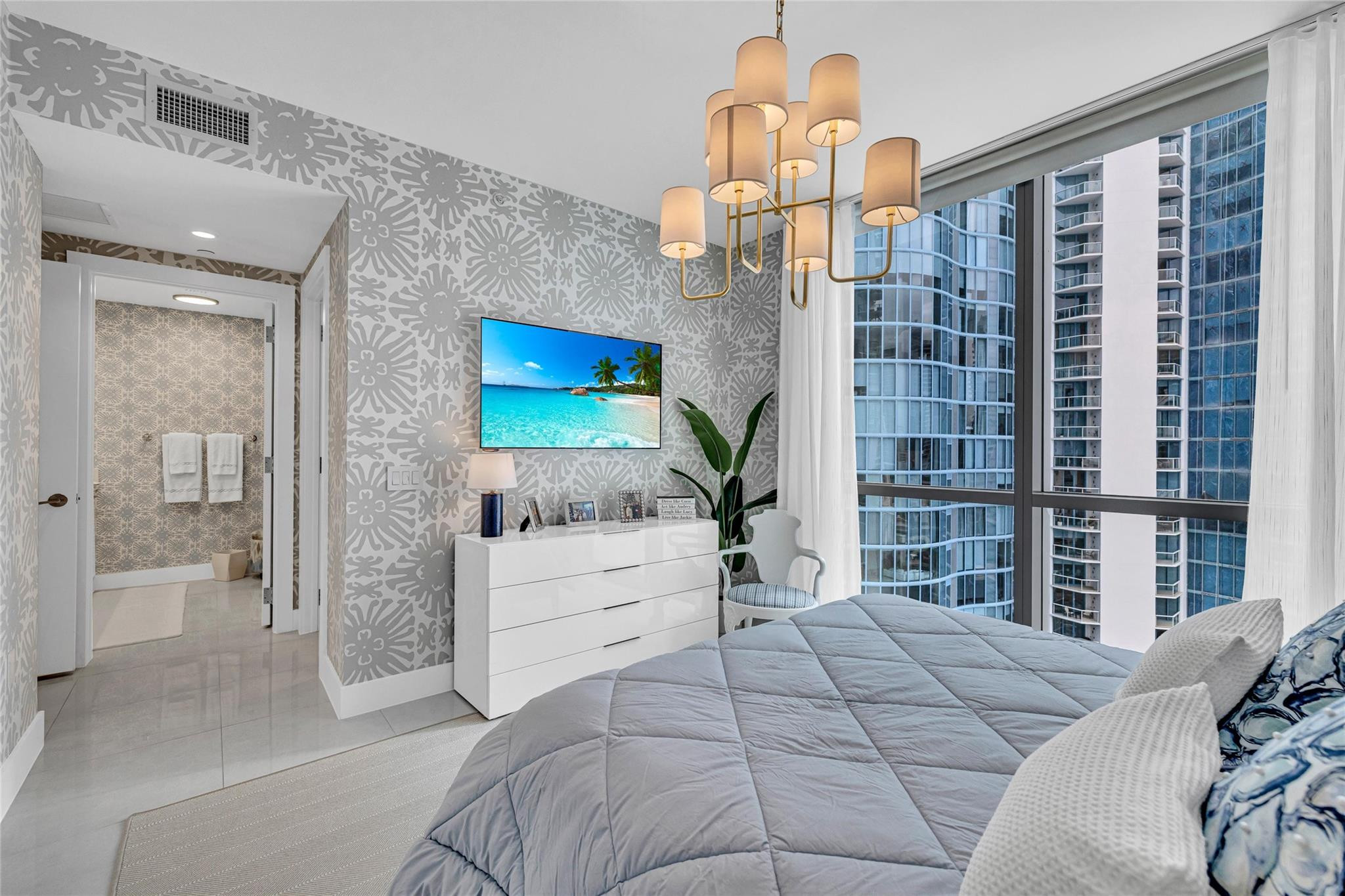 100 Las Olas - Residential Lease