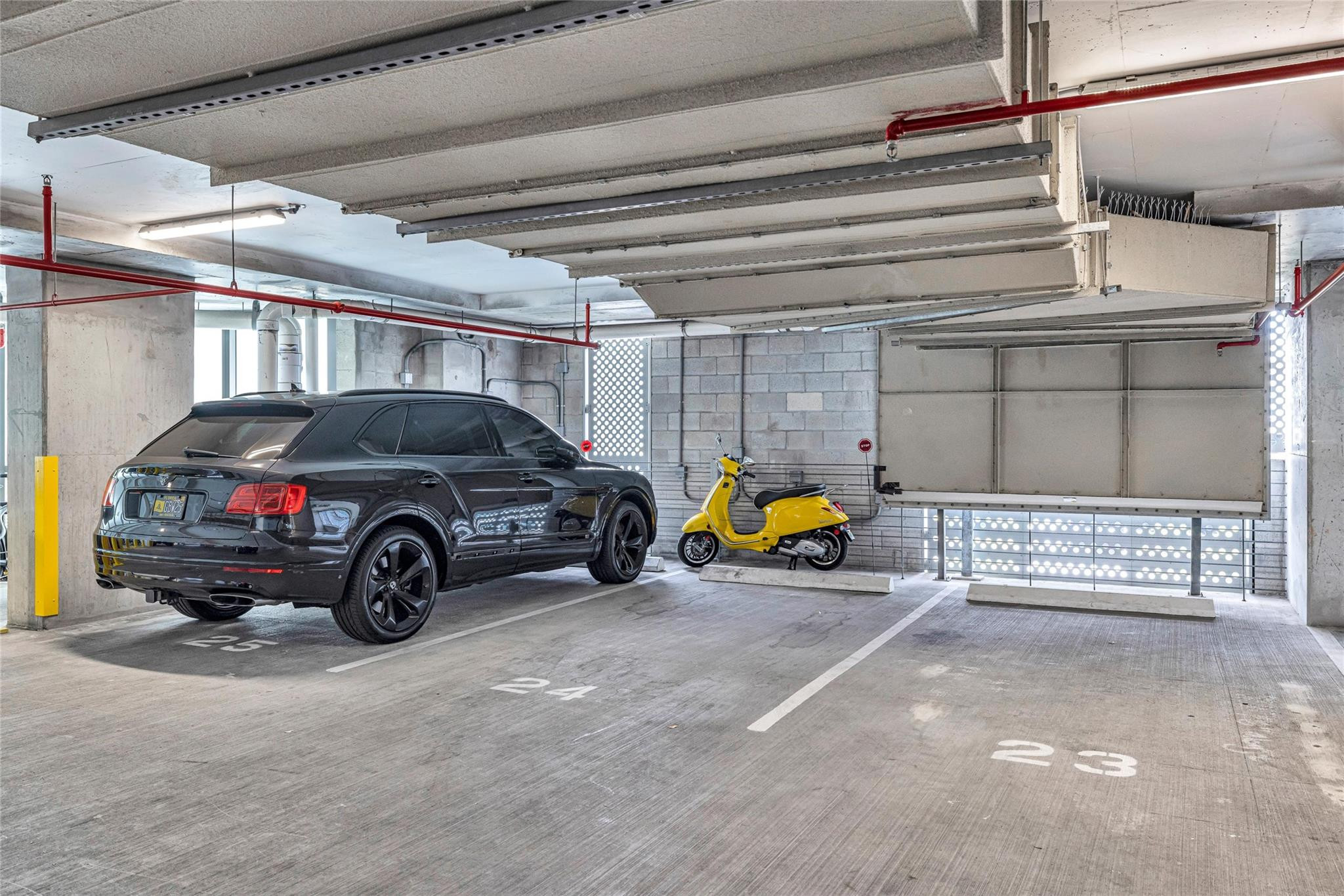 100 Las Olas - Residential Lease