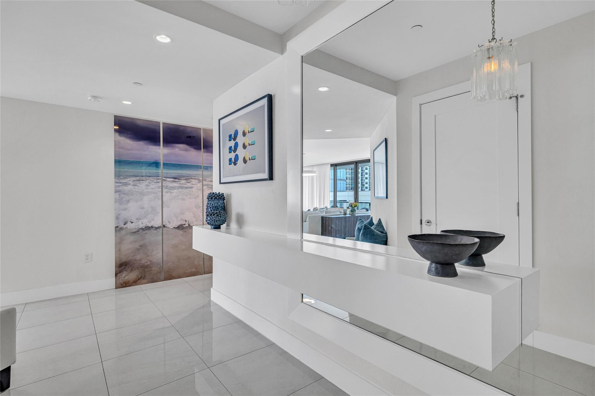 100 Las Olas - Residential Lease