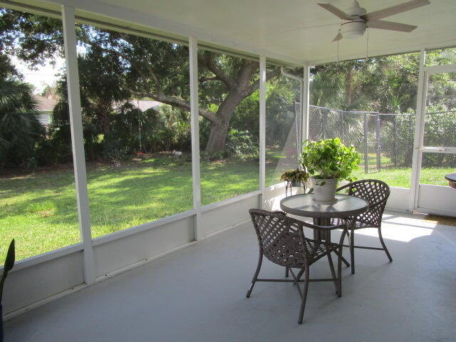 SEBASTIAN HIGHLANDS UNIT 10 - Residential