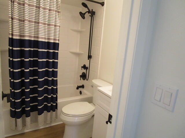 SEBASTIAN HIGHLANDS UNIT 10 - Residential