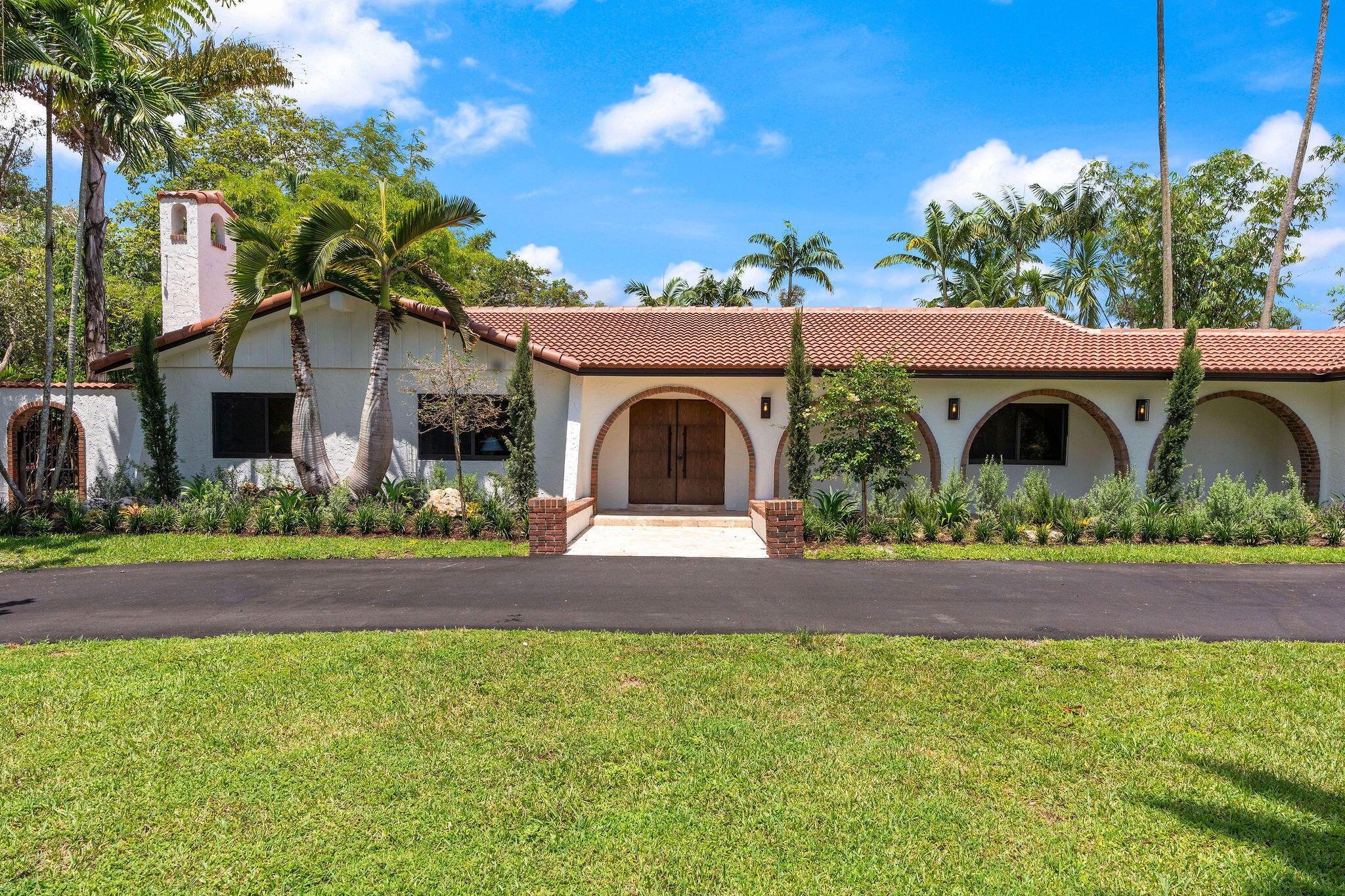 11851 NW 7TH Street