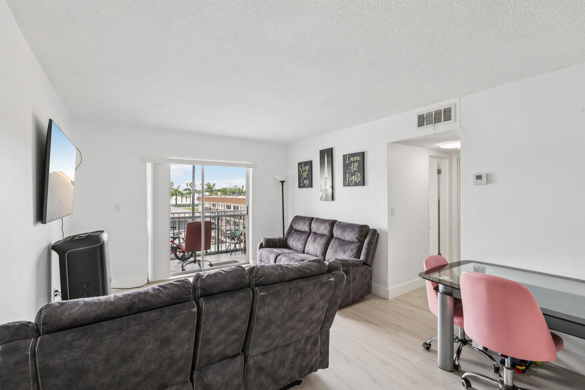 1735 NE 164th Street F-304