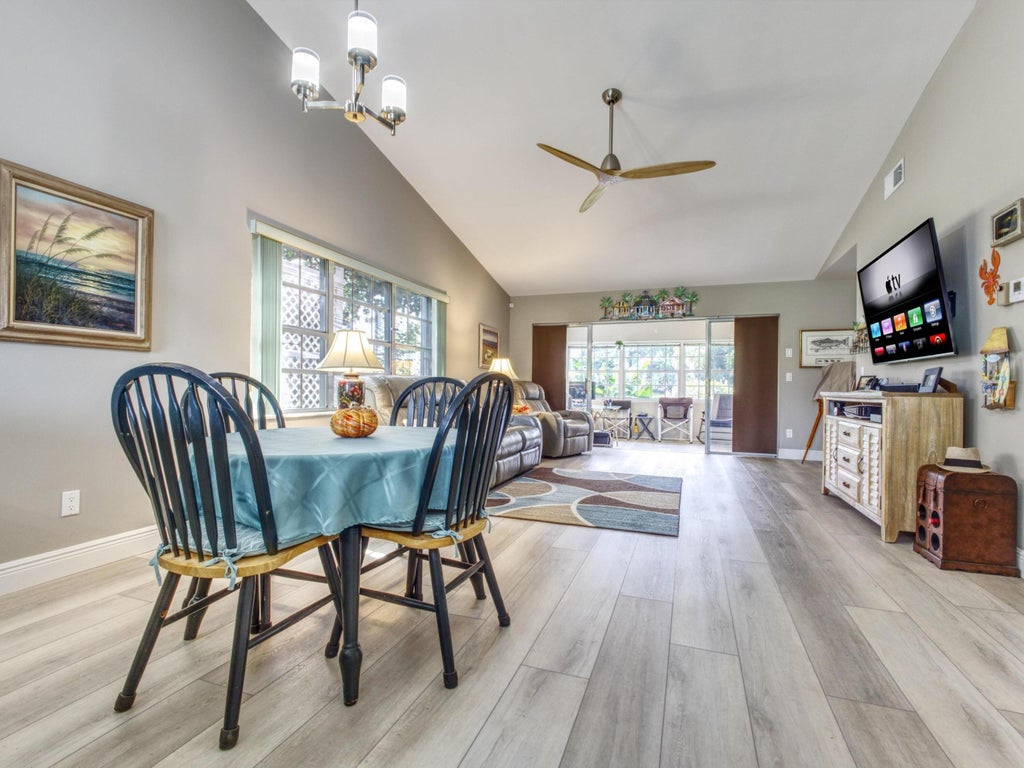 Photo of 114 Moccasin Trail S, Jupiter, FL 33458 (MLS # R11024334)