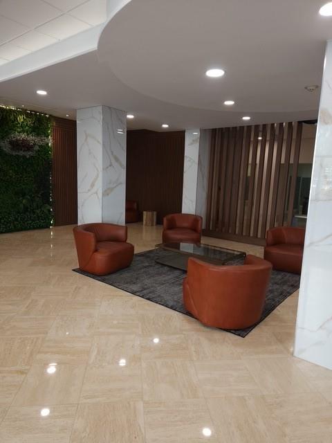 Winston Towers 100 - Residential