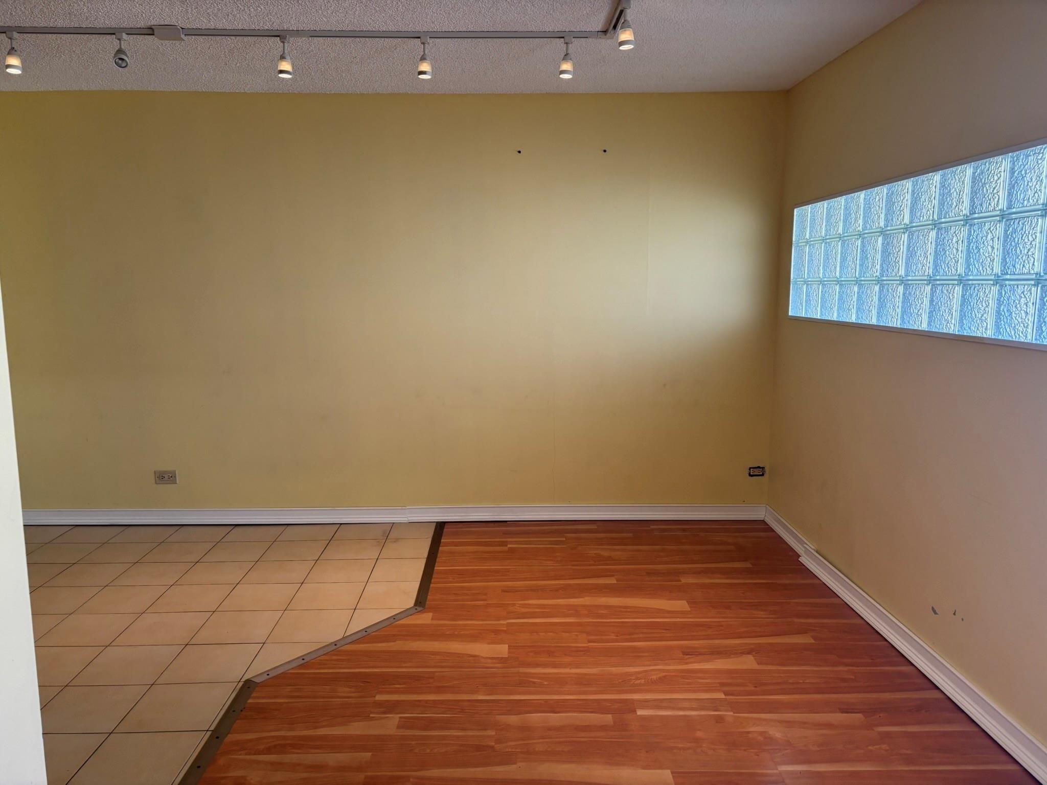 Winston Towers 100 - Residential