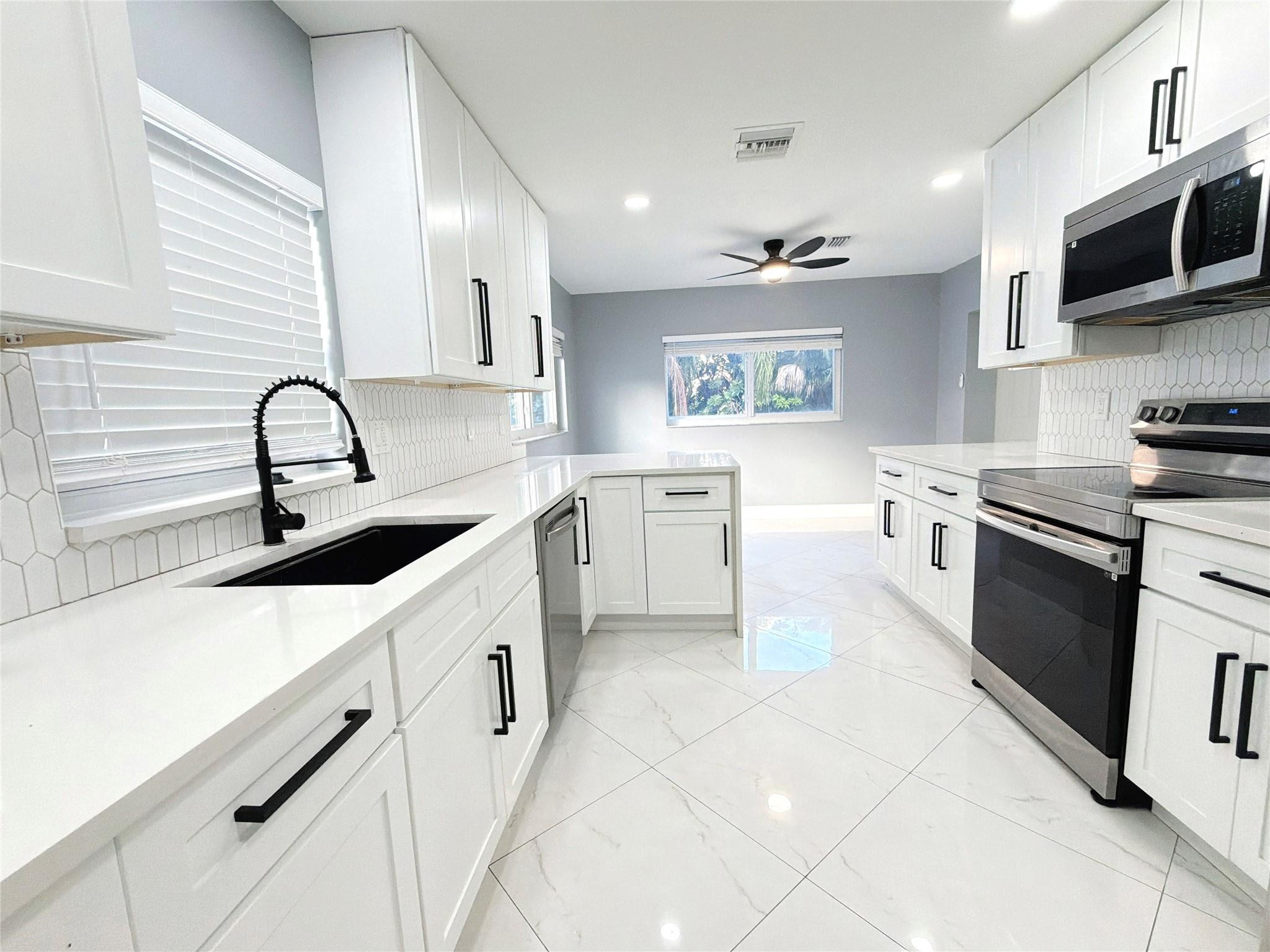 Sandalfoot Cove Sec 07 & - Residential Lease