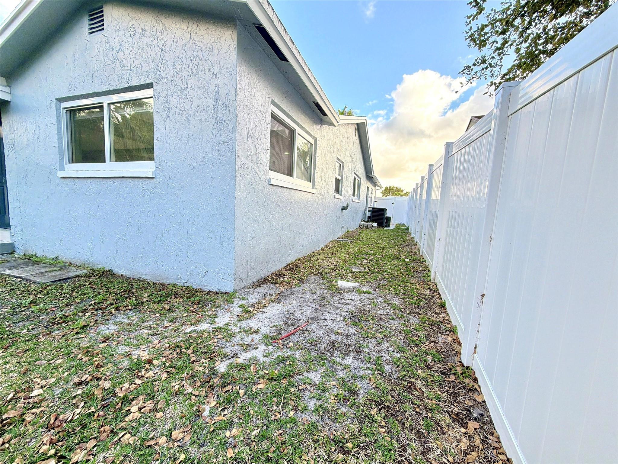 Sandalfoot Cove Sec 07 & - Residential Lease