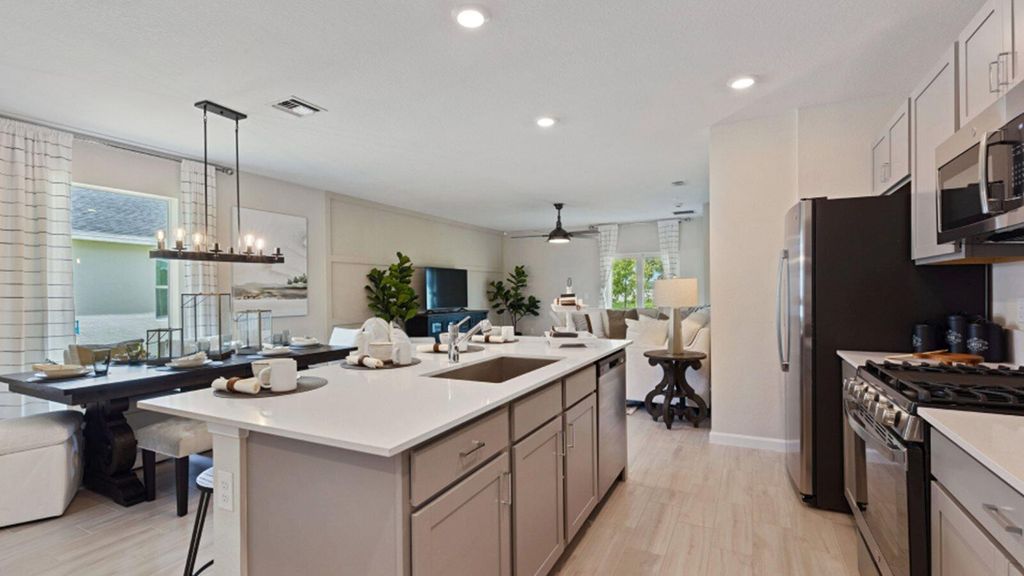 Photo of 11170 NW Fernbrook Drive, Port Saint Lucie, FL 34984 (MLS # R11036210)
