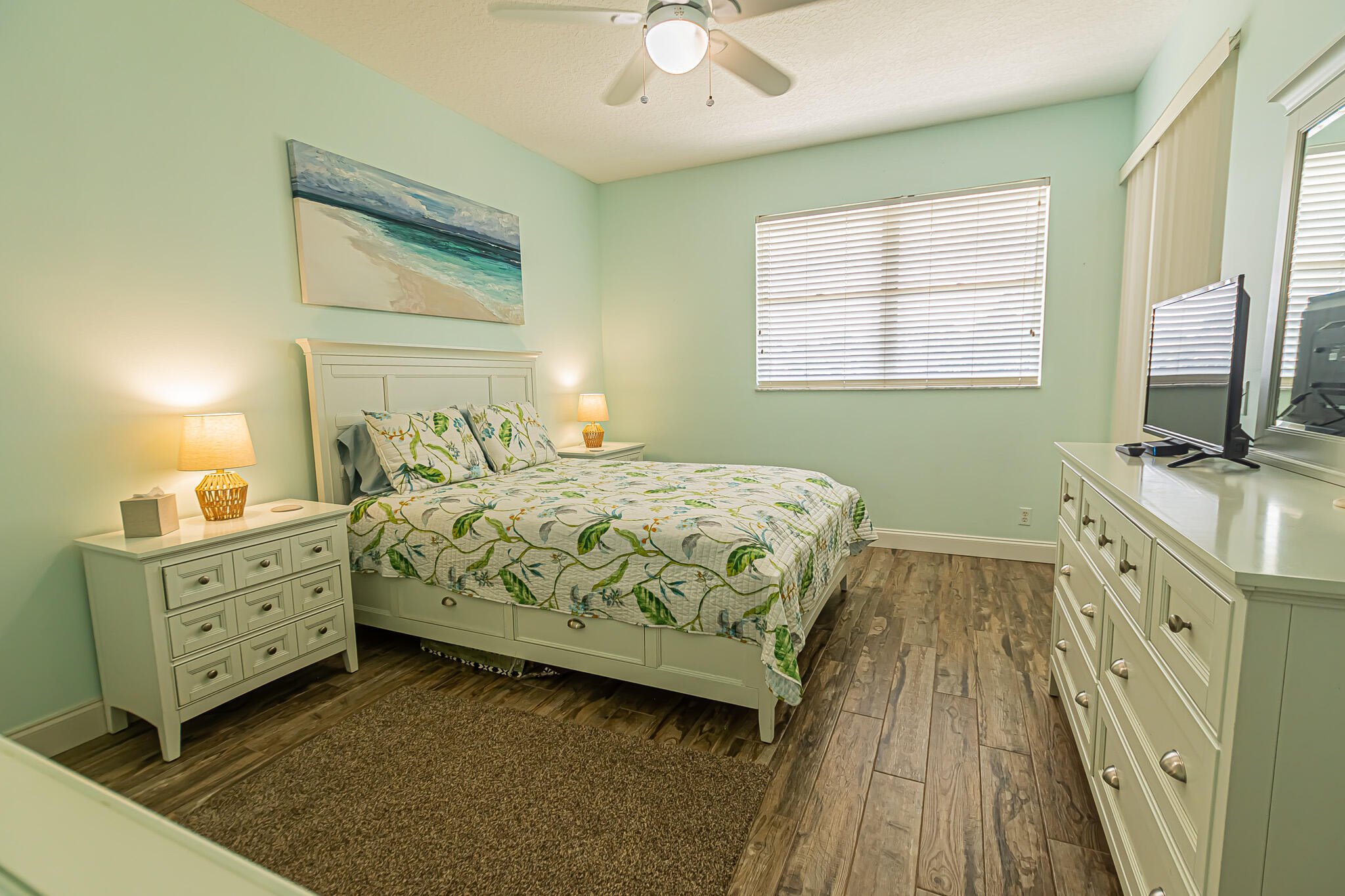 CASTLE PINES - Residential