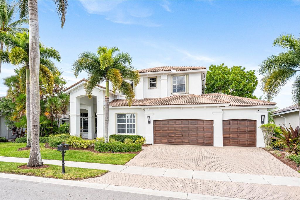 Photo of 2527 Montclaire Circle, Weston, FL 33327 (MLS # F10555578)