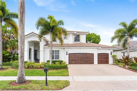 2527 Montclaire Circle Weston FL 33327