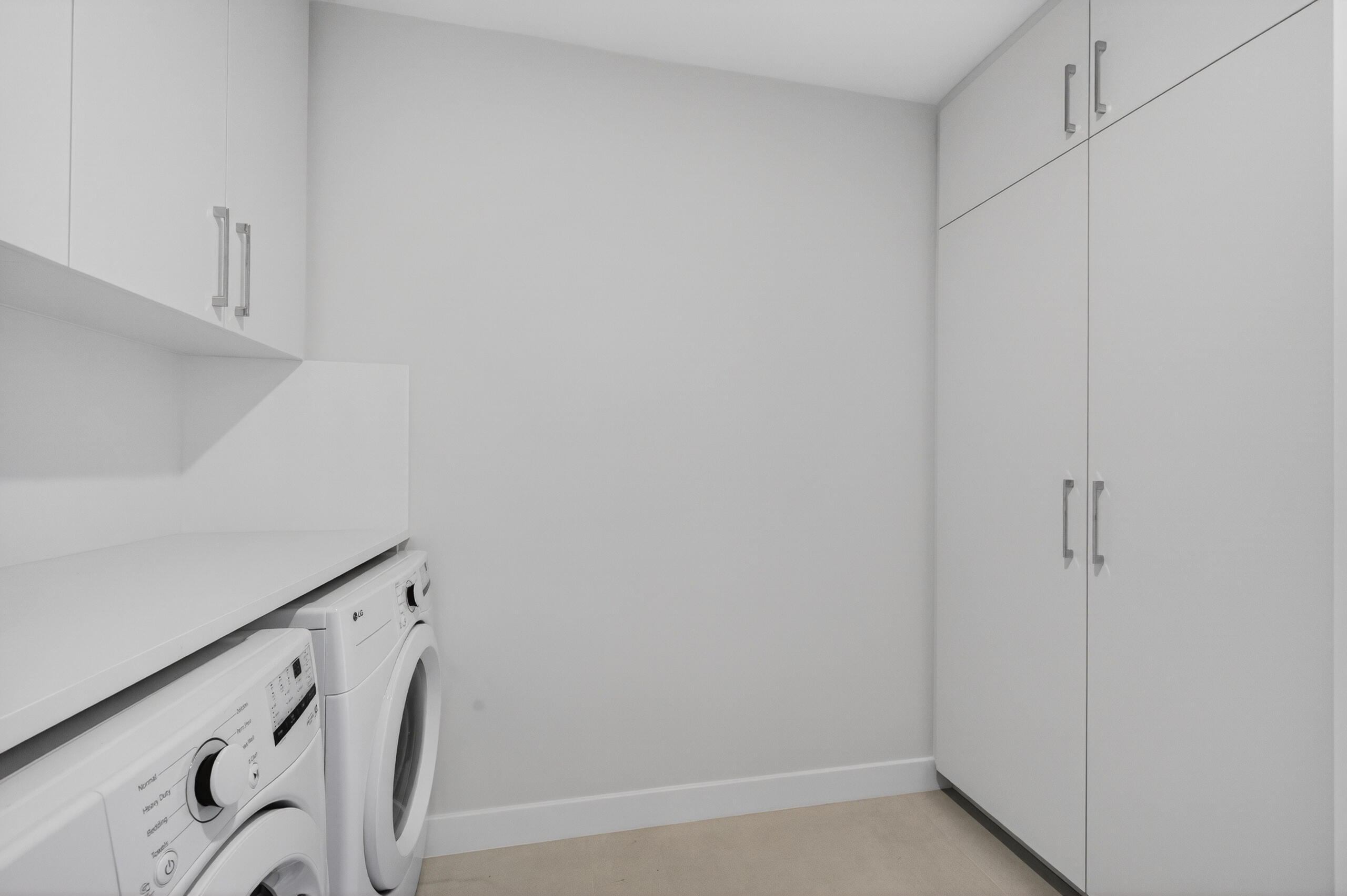 RIO VISTA ISLES - Residential