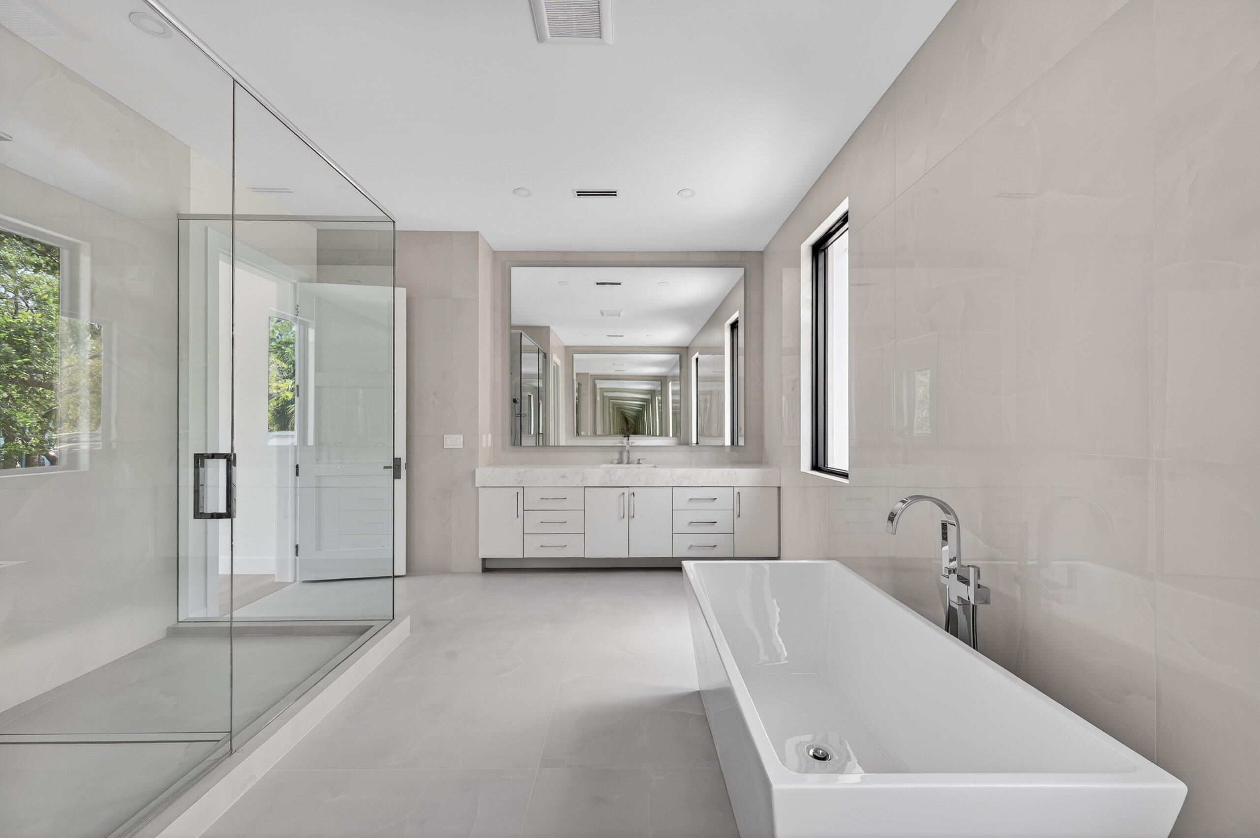 RIO VISTA ISLES - Residential