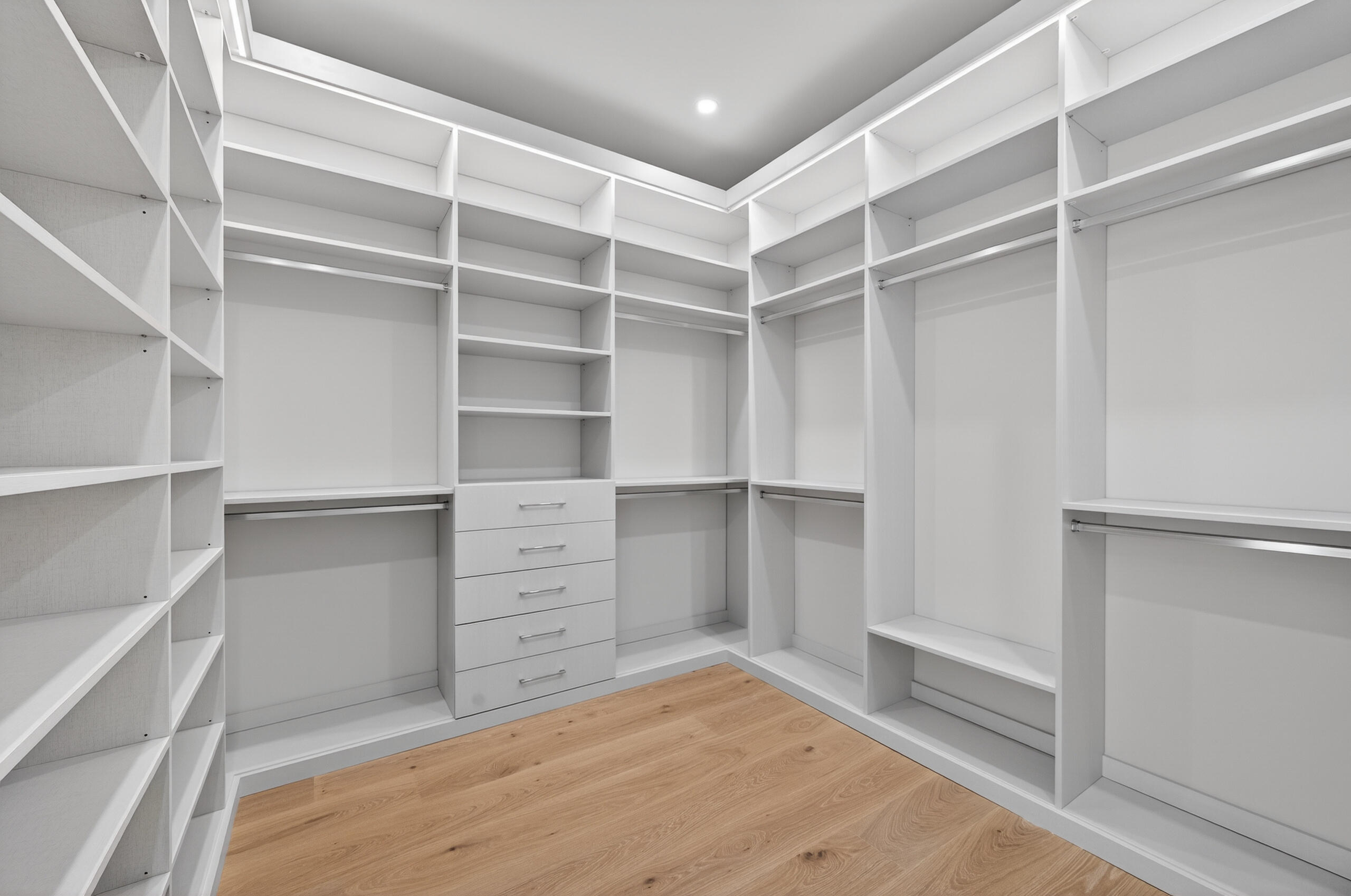 RIO VISTA ISLES - Residential