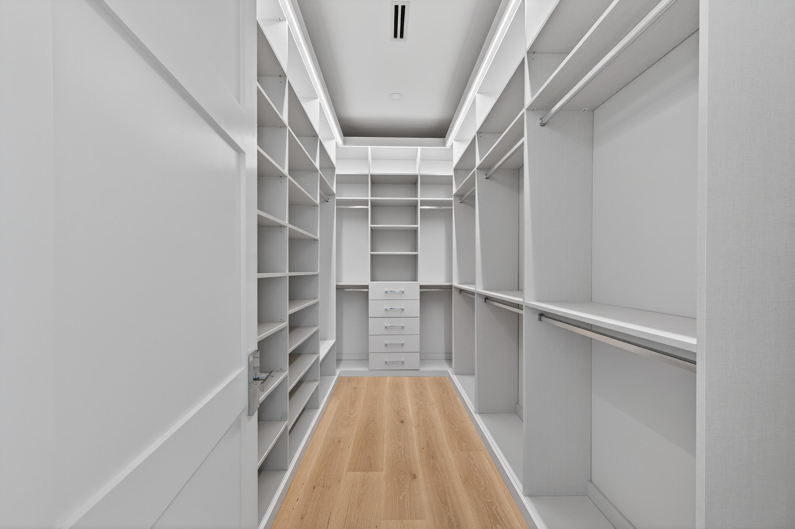 RIO VISTA ISLES - Residential