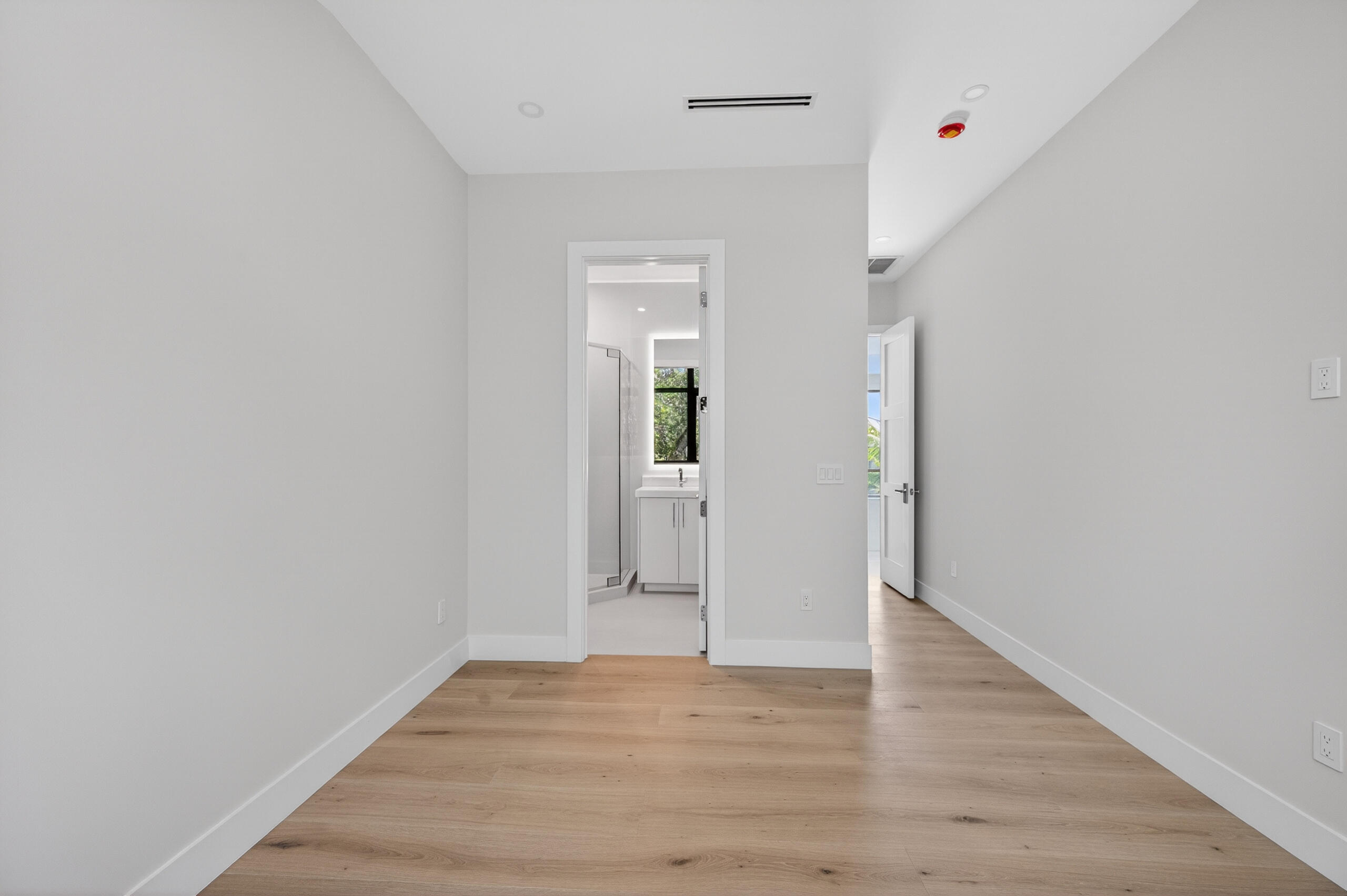 RIO VISTA ISLES - Residential