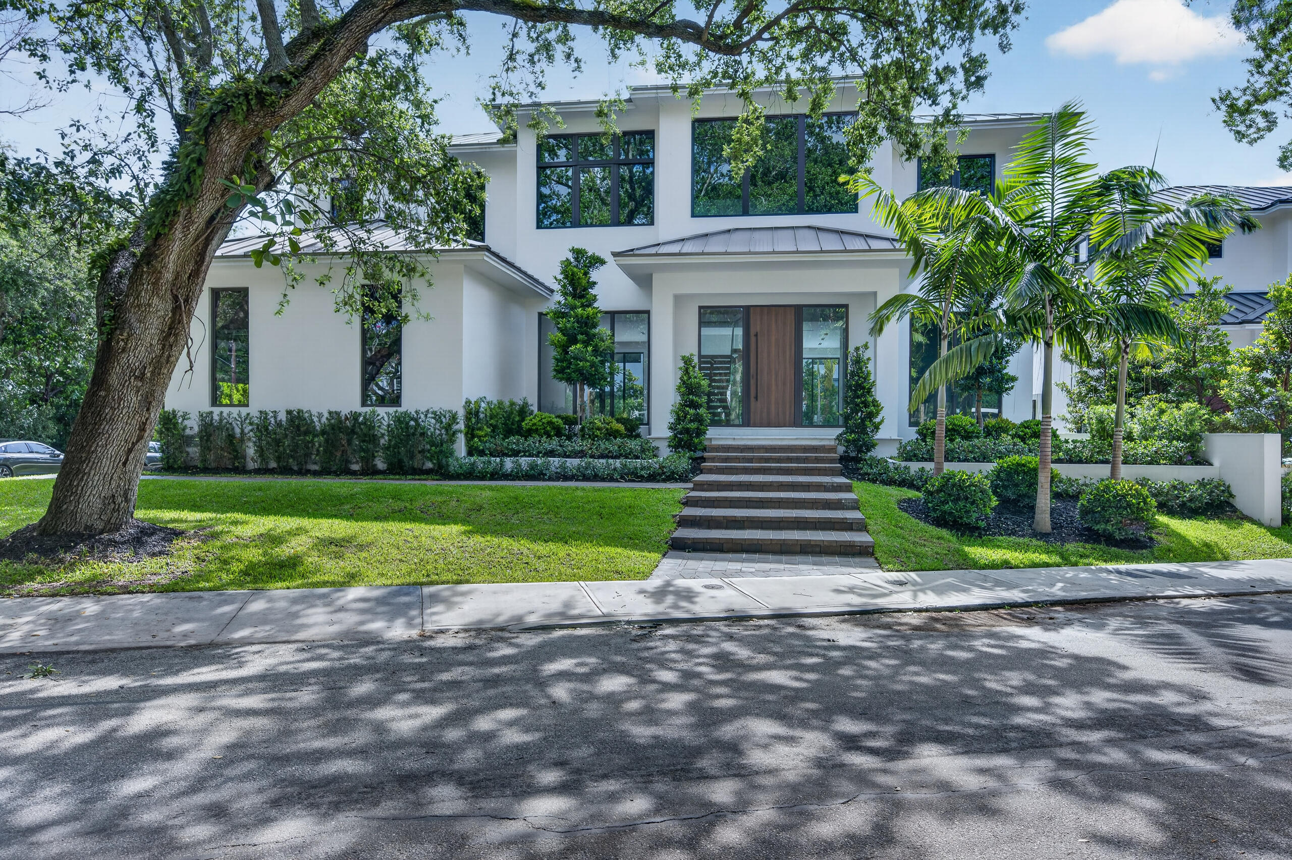 RIO VISTA ISLES - Residential